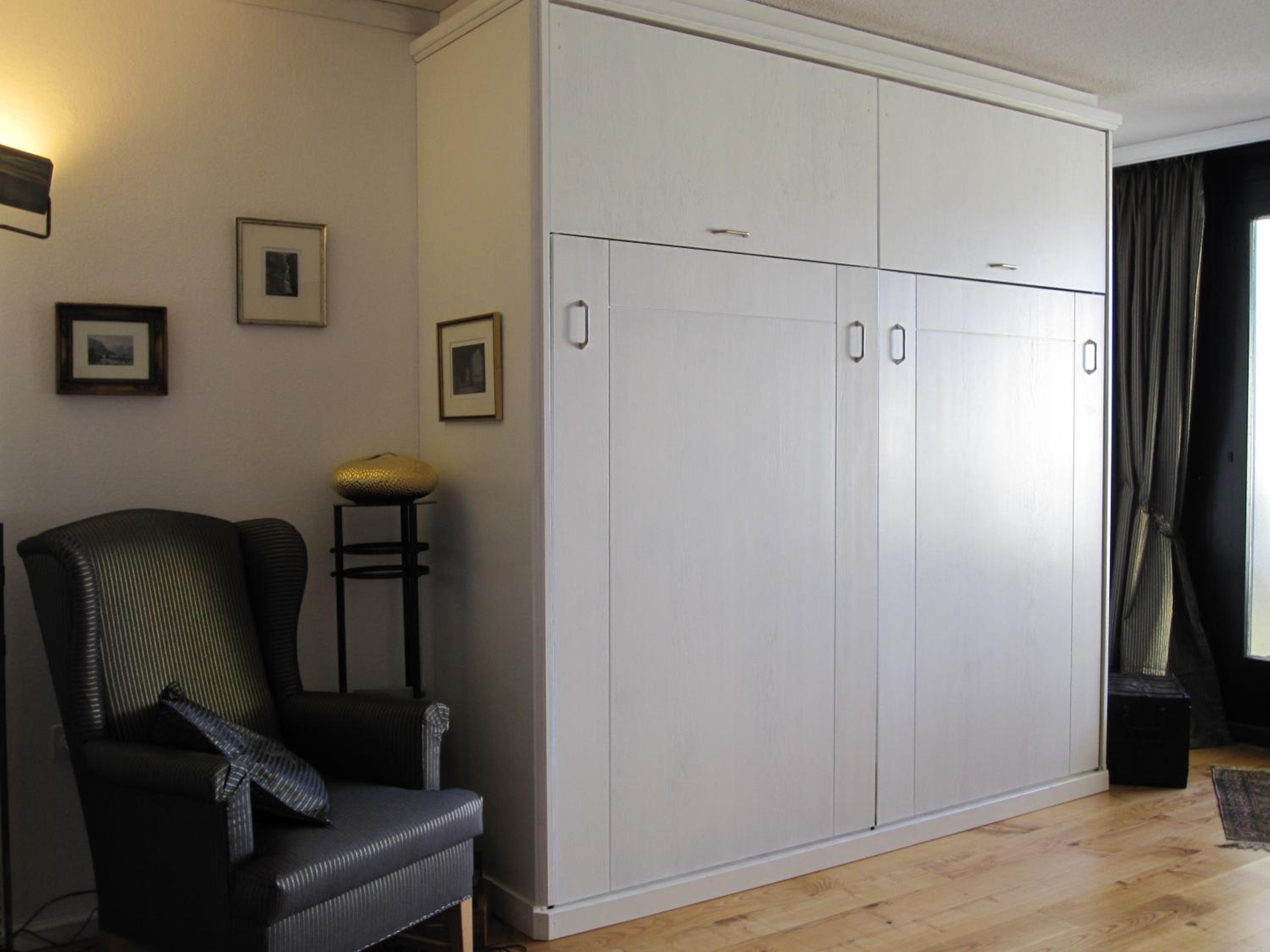 Studio Apartment photo 1