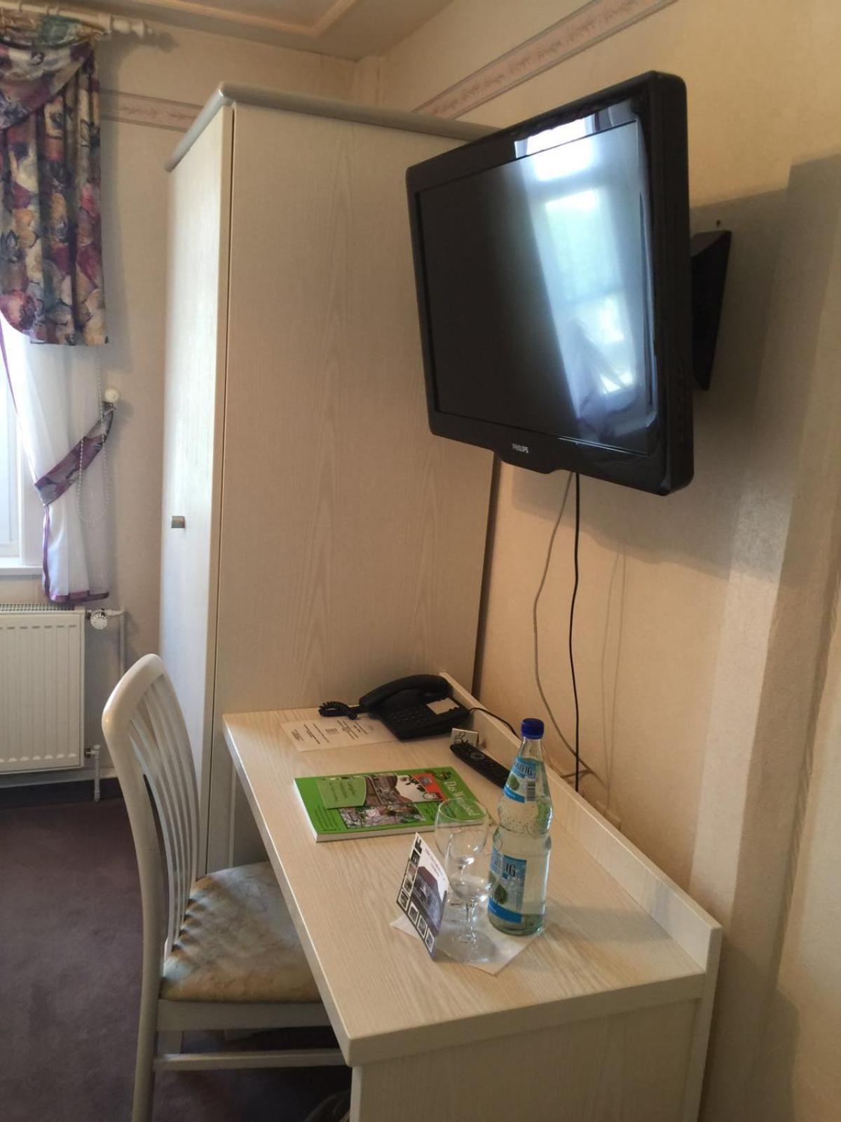 Standard Double Room - Photo 2