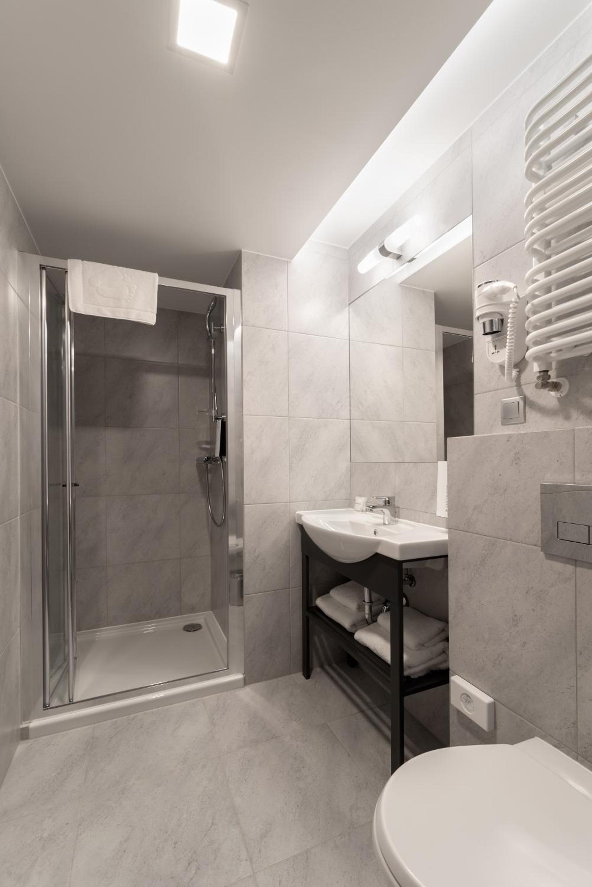 Single Room photo 2