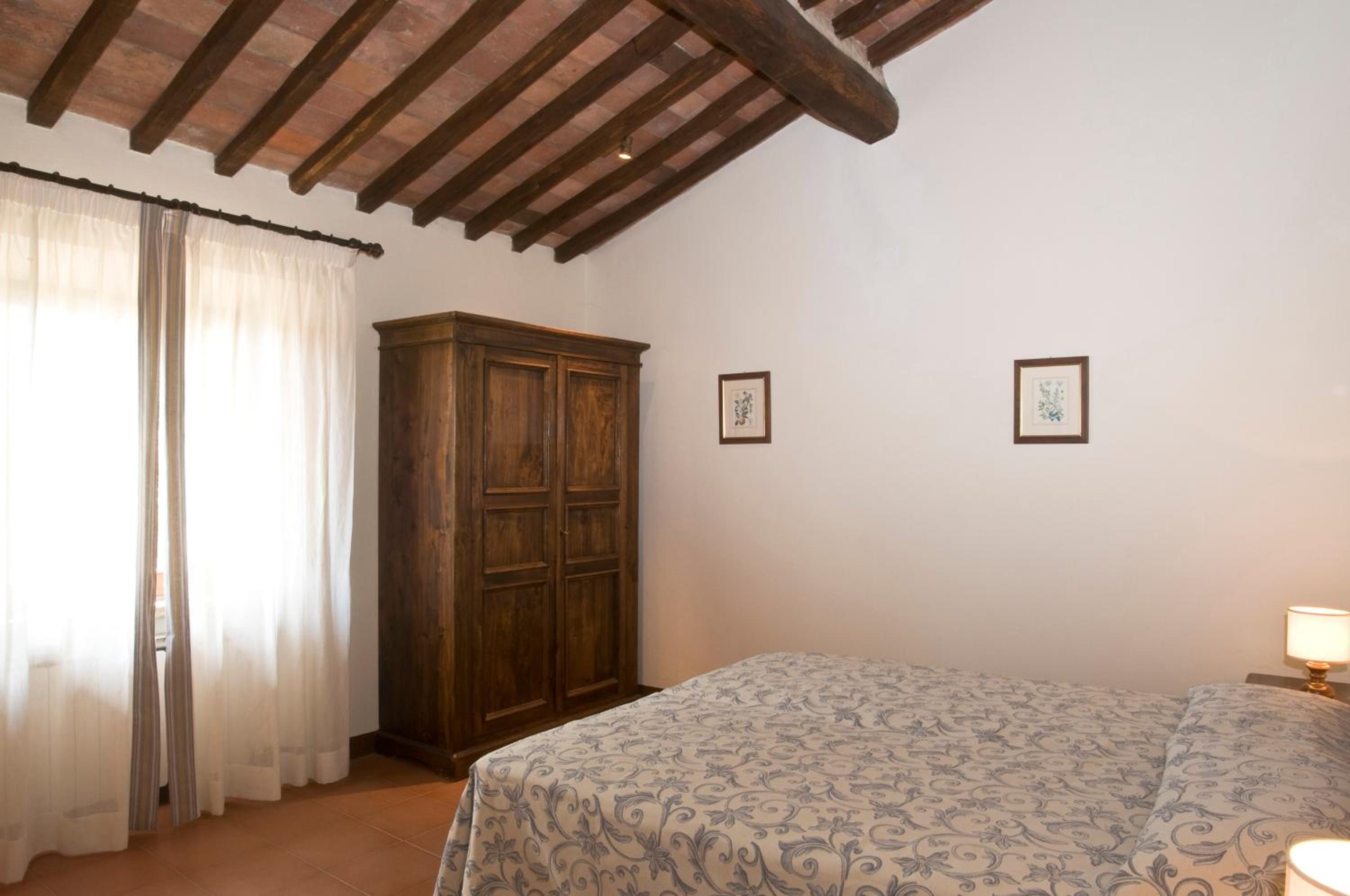 Two-Bedroom Apartment (4 Adults) photo 2