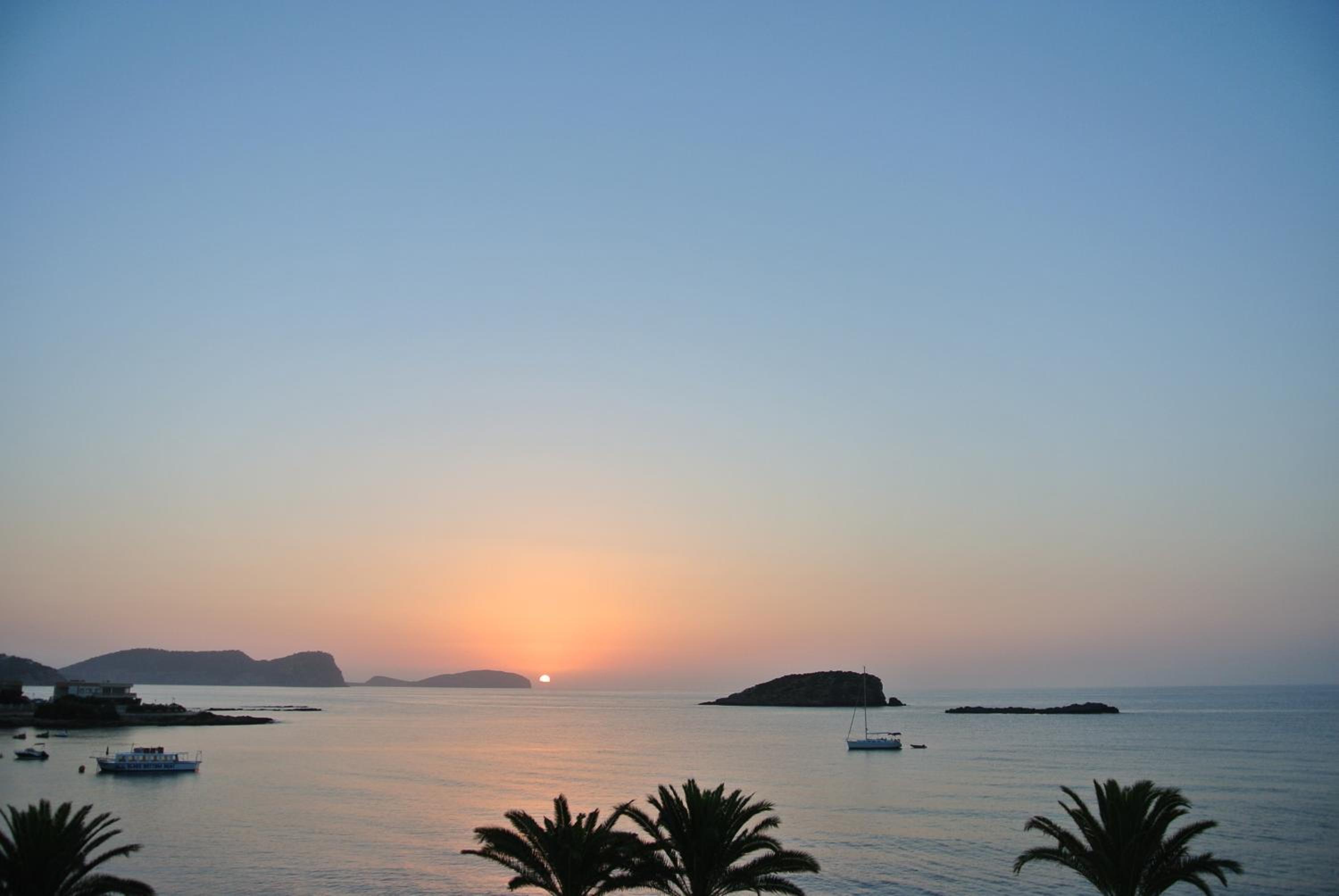 Double Room with Sea View - Photo 10
