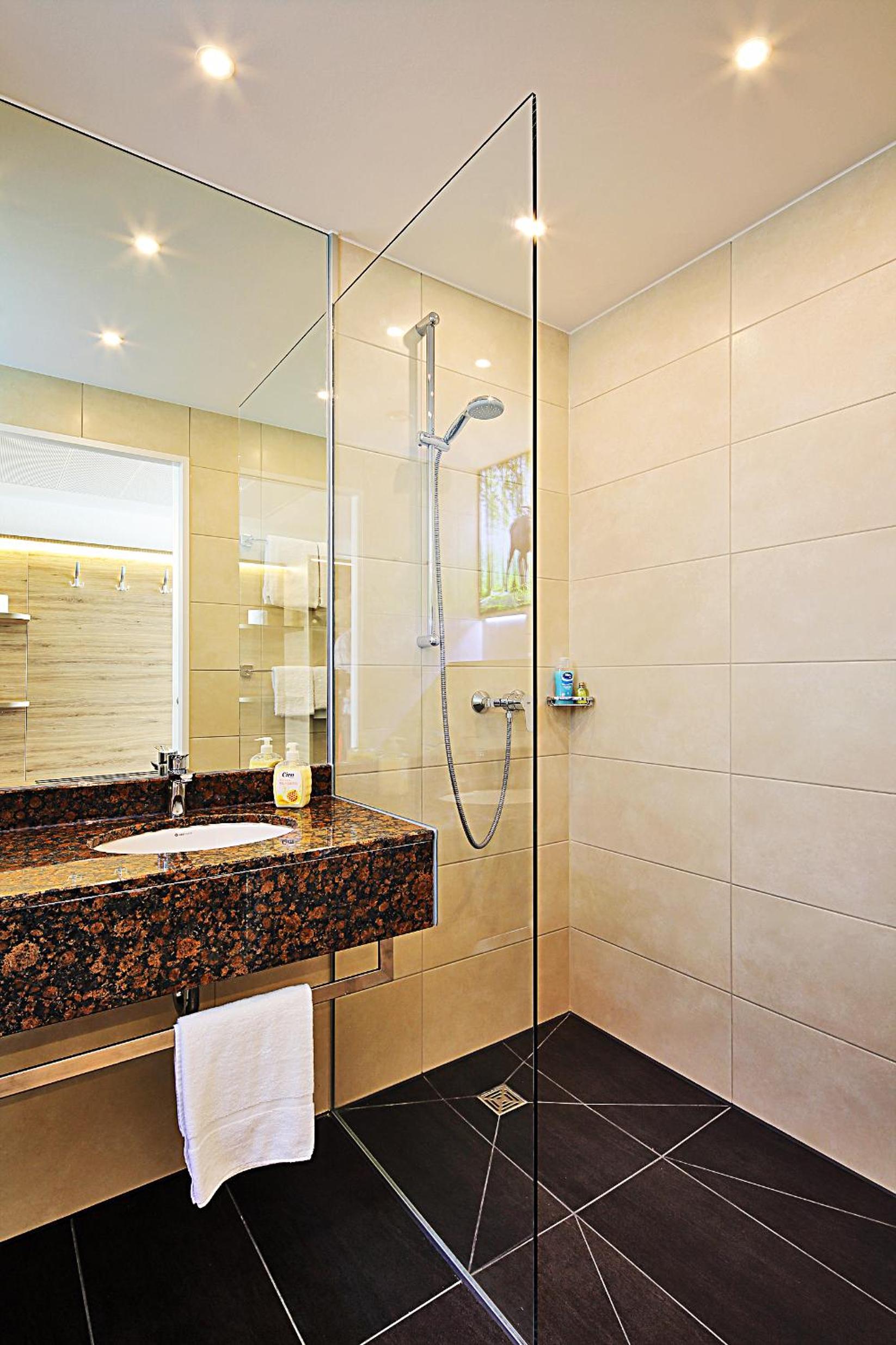 Twin Room - Photo 7