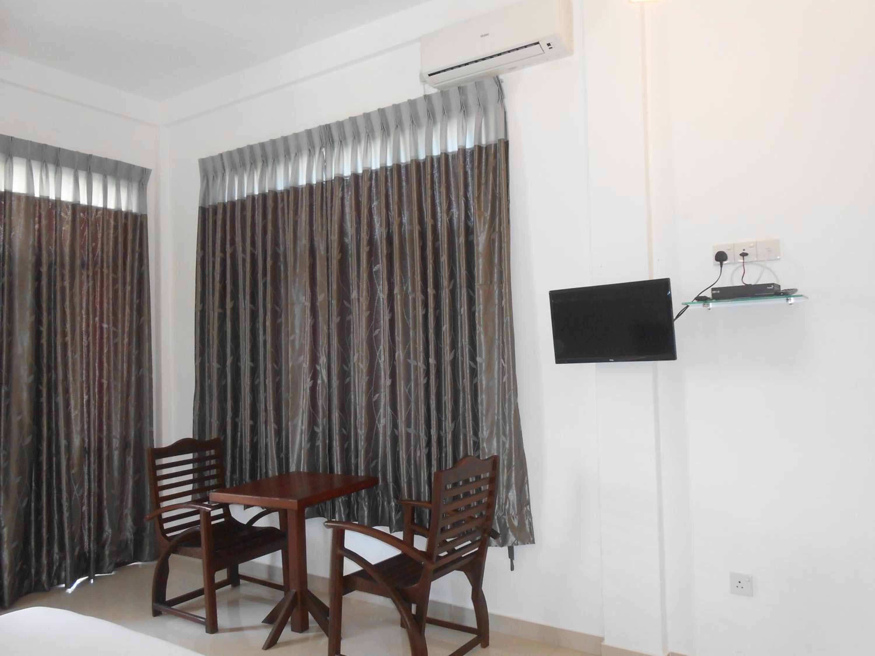 Deluxe Double Room photo 2