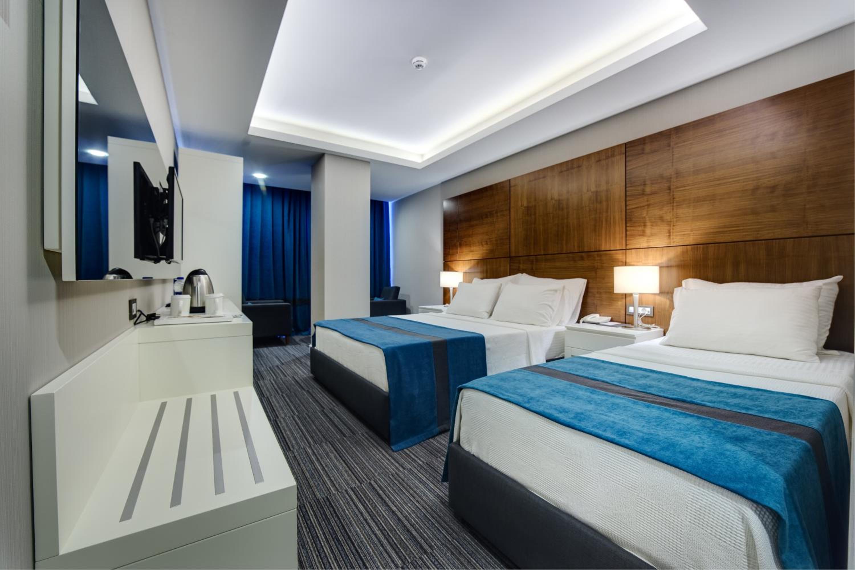 Superior Triple Room photo 1