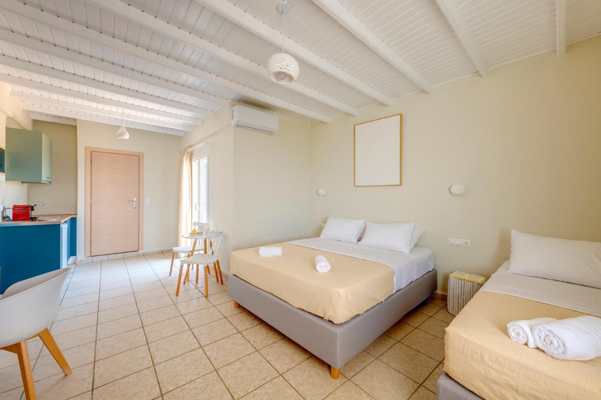 Comfort Triple Room photo 2