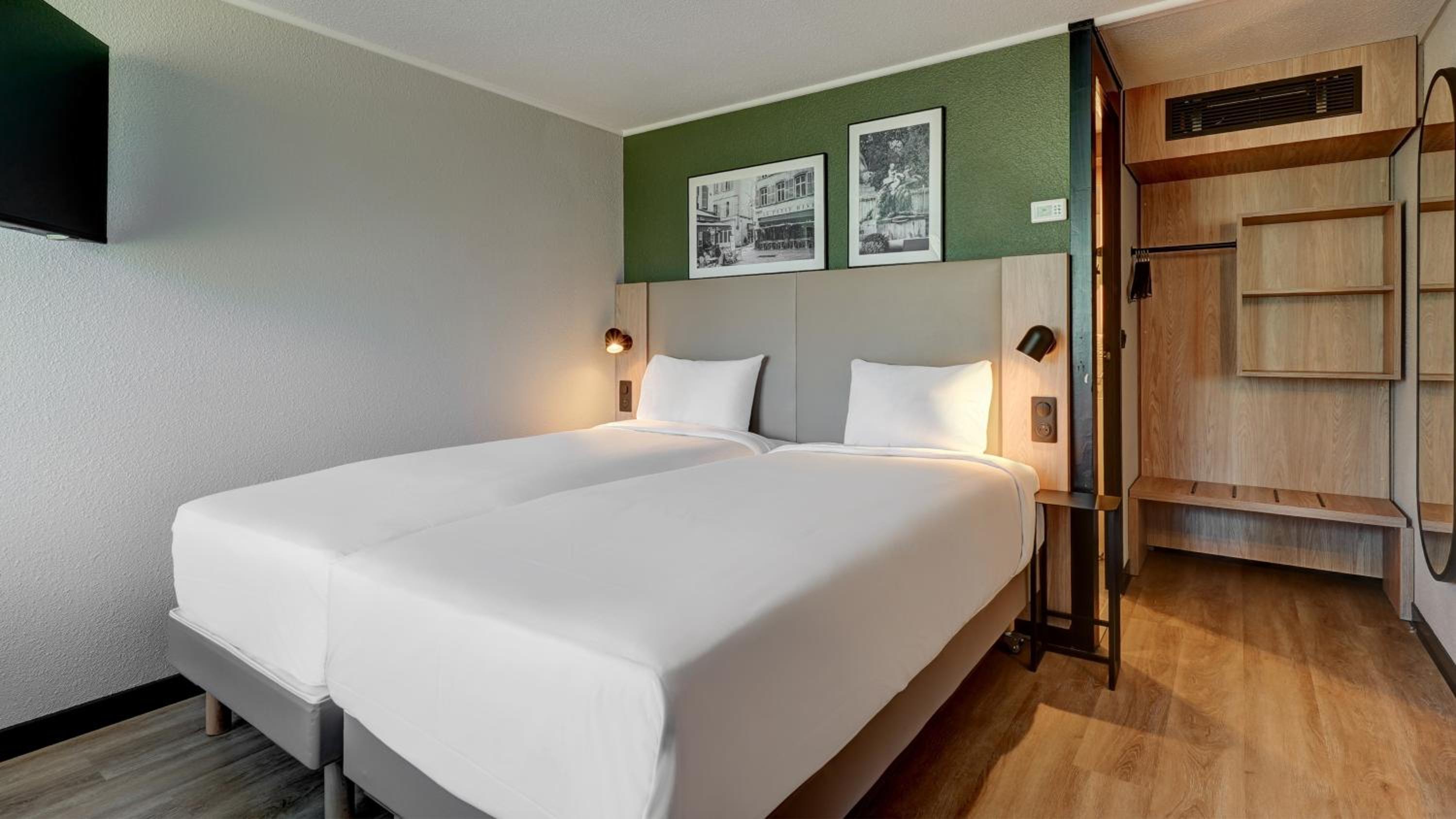 Standard Room - 2 Single Beds - Photo 1