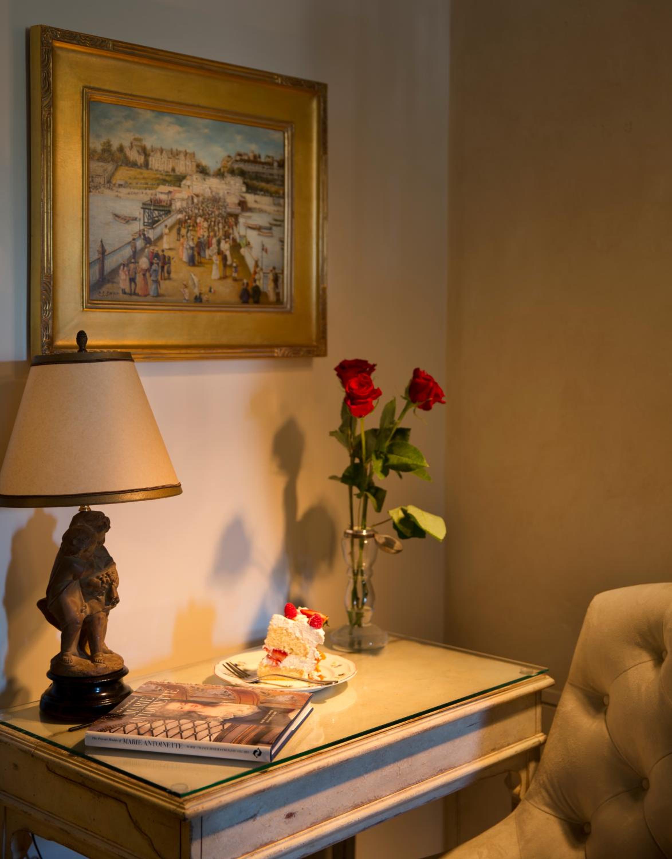 Premier King Room photo 2