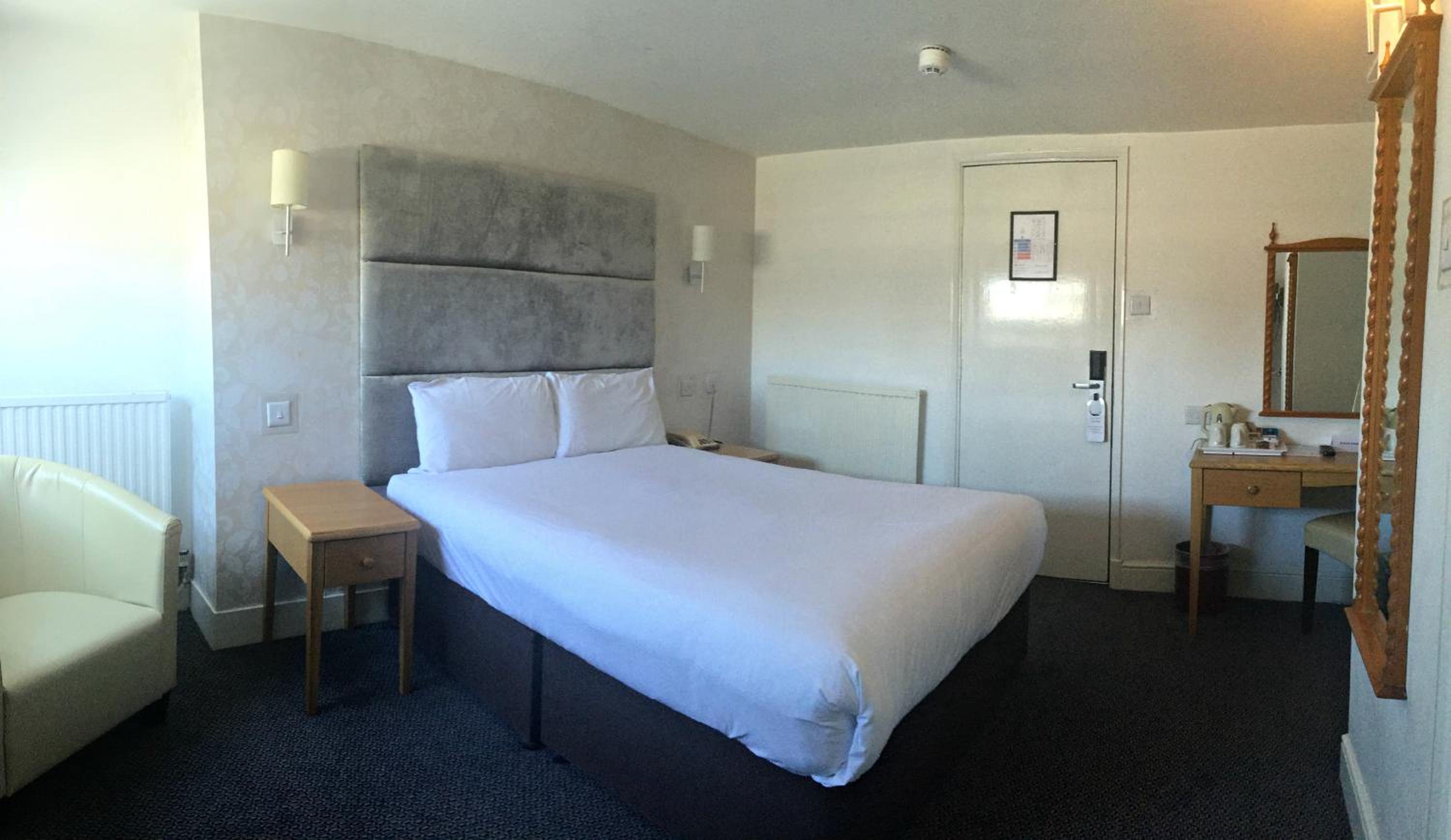Double Room - Photo 4