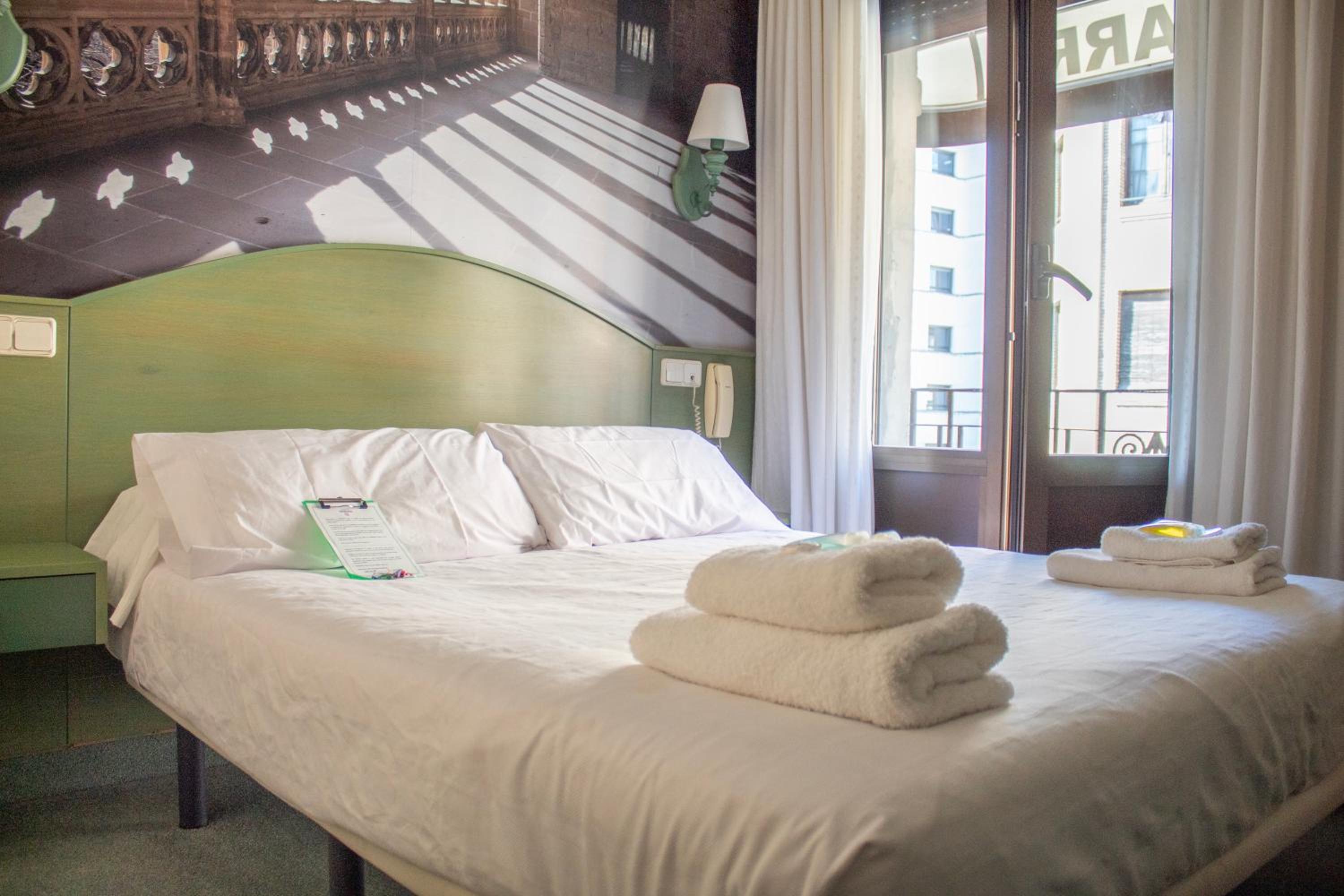 Small Double Room photo 2