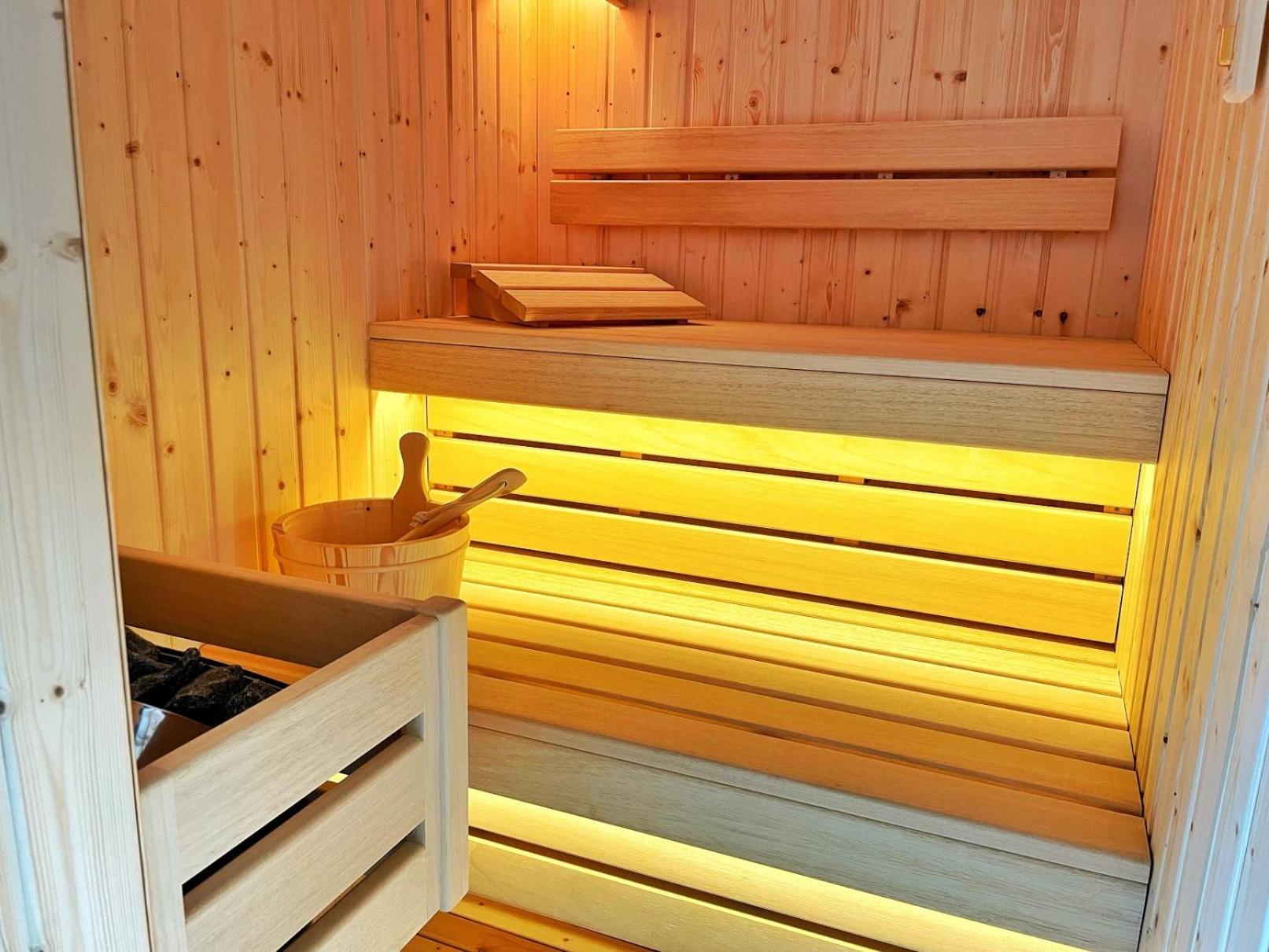 Superior Chalet - Photo 3