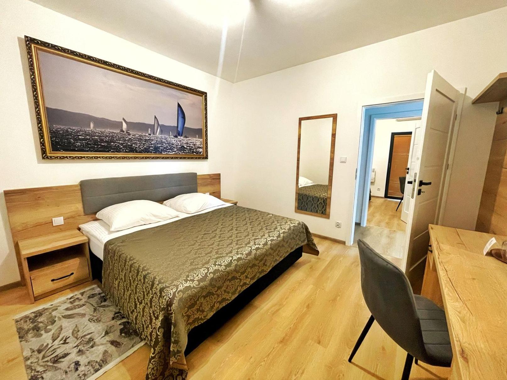 Superior Chalet - Photo 2