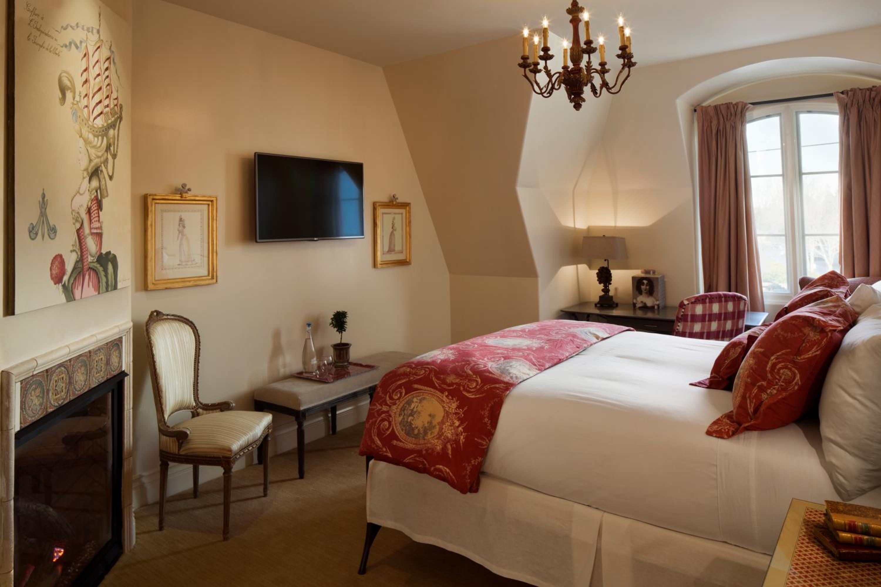 Premier King Room photo 3