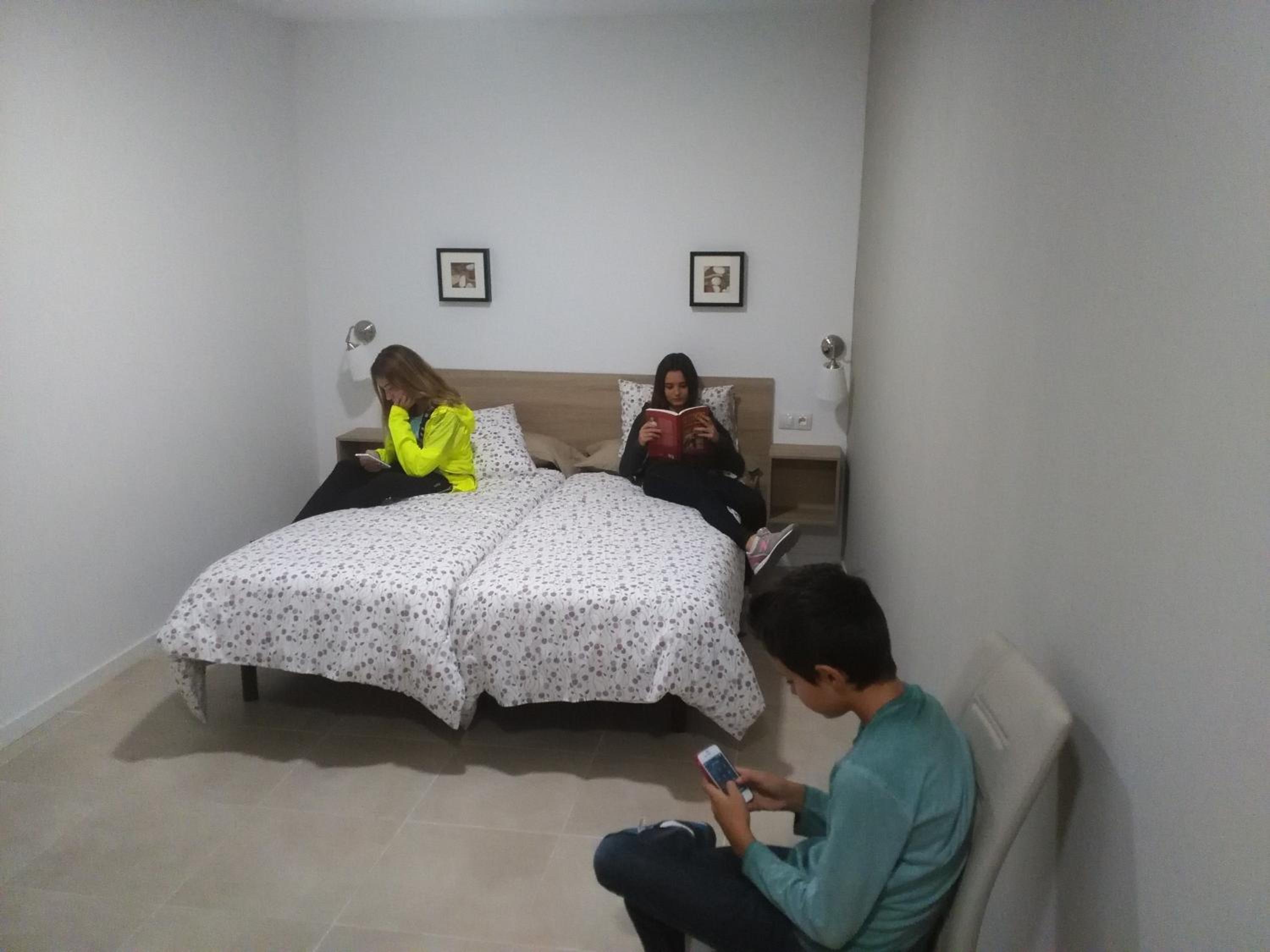 Apartment photo 2