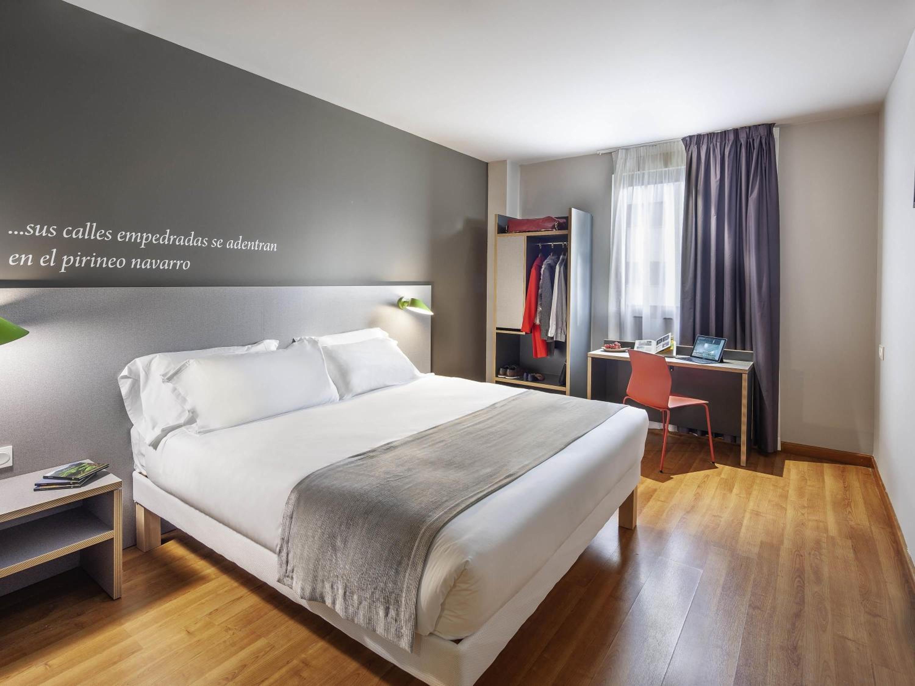 Standard Family Suite with Two Connecting Rooms - Photo 1