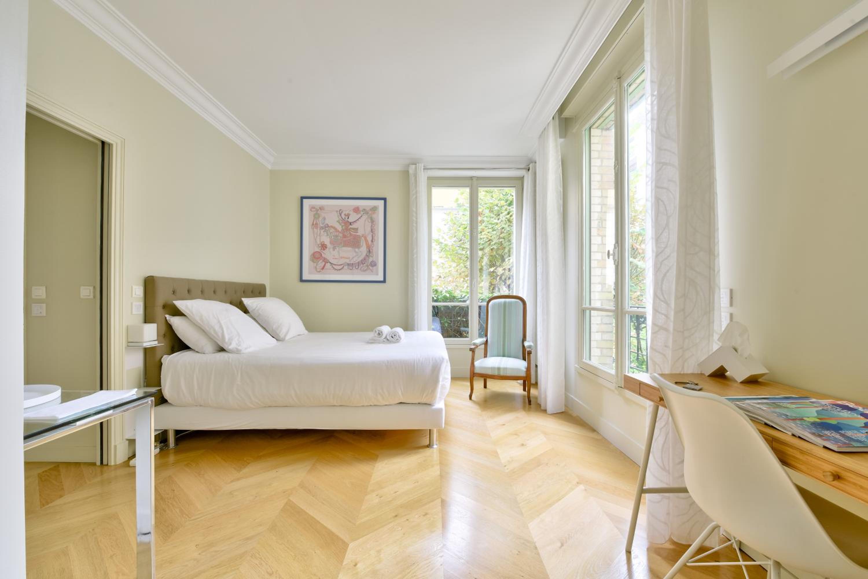 Queen Room with Garden View photo 2