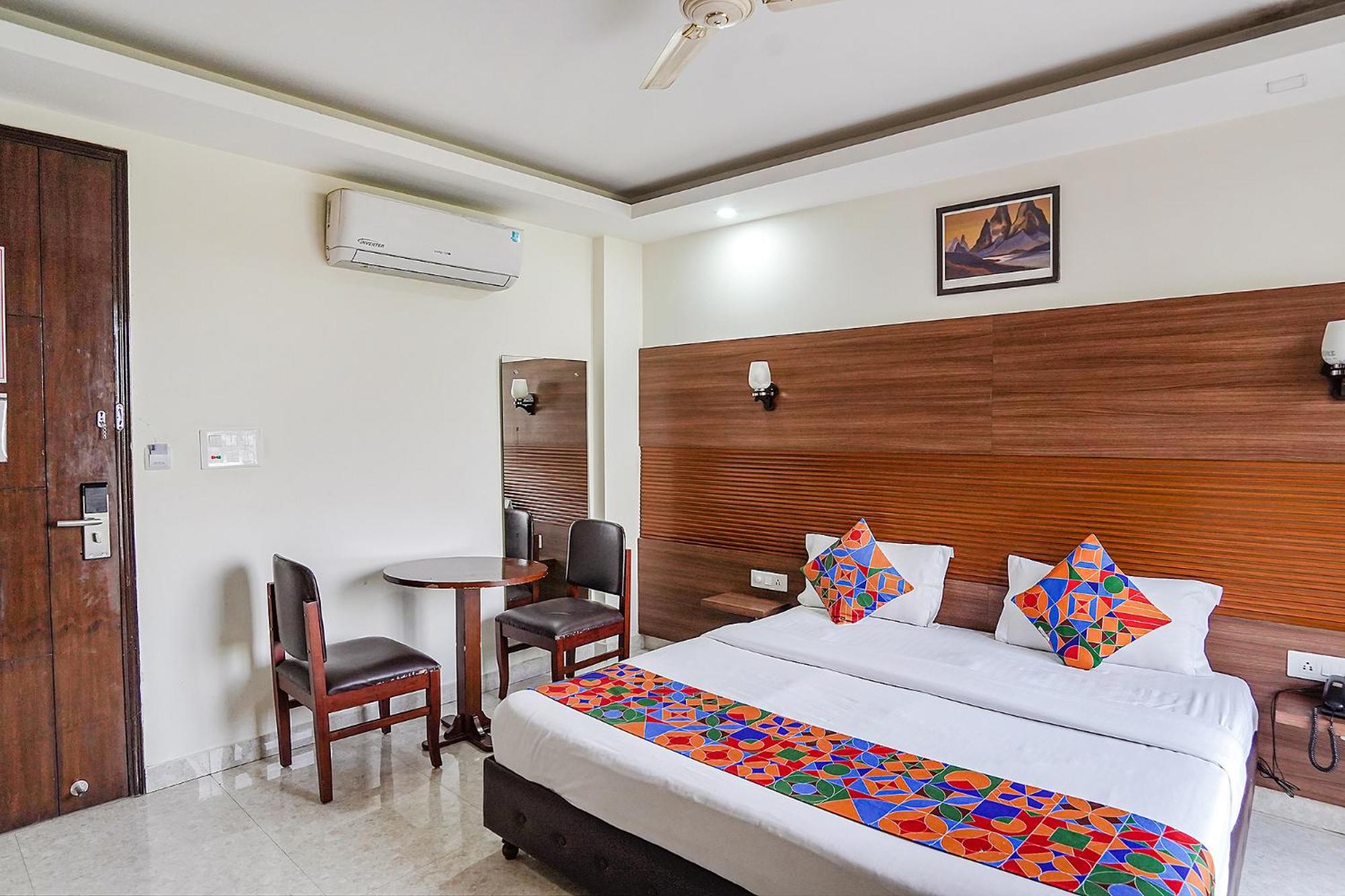 Deluxe Room - Photo 3
