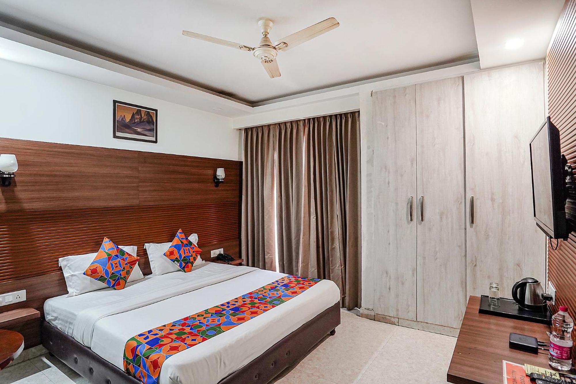 Deluxe Room - Photo 1