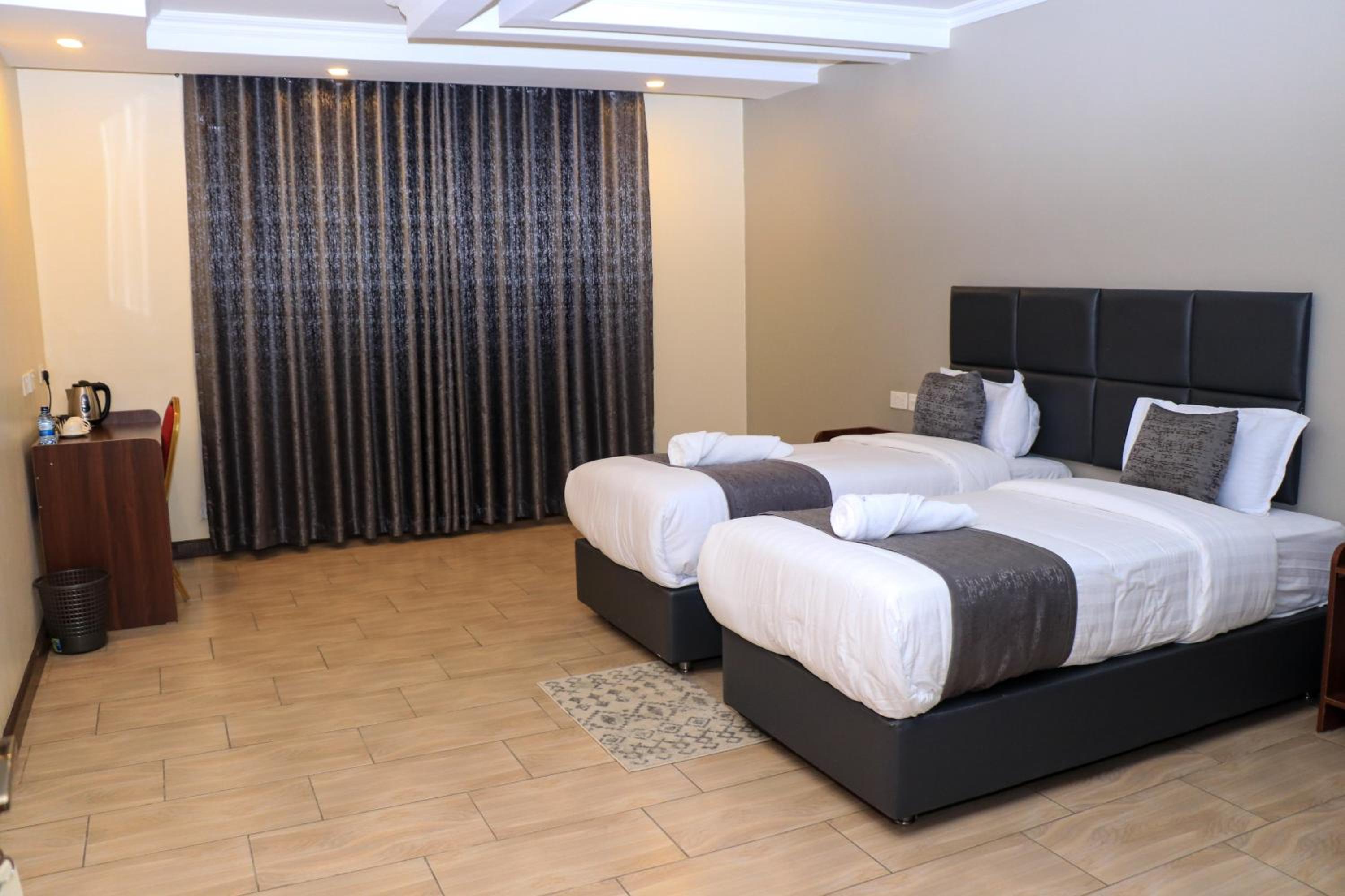 Deluxe Twin Room photo 1