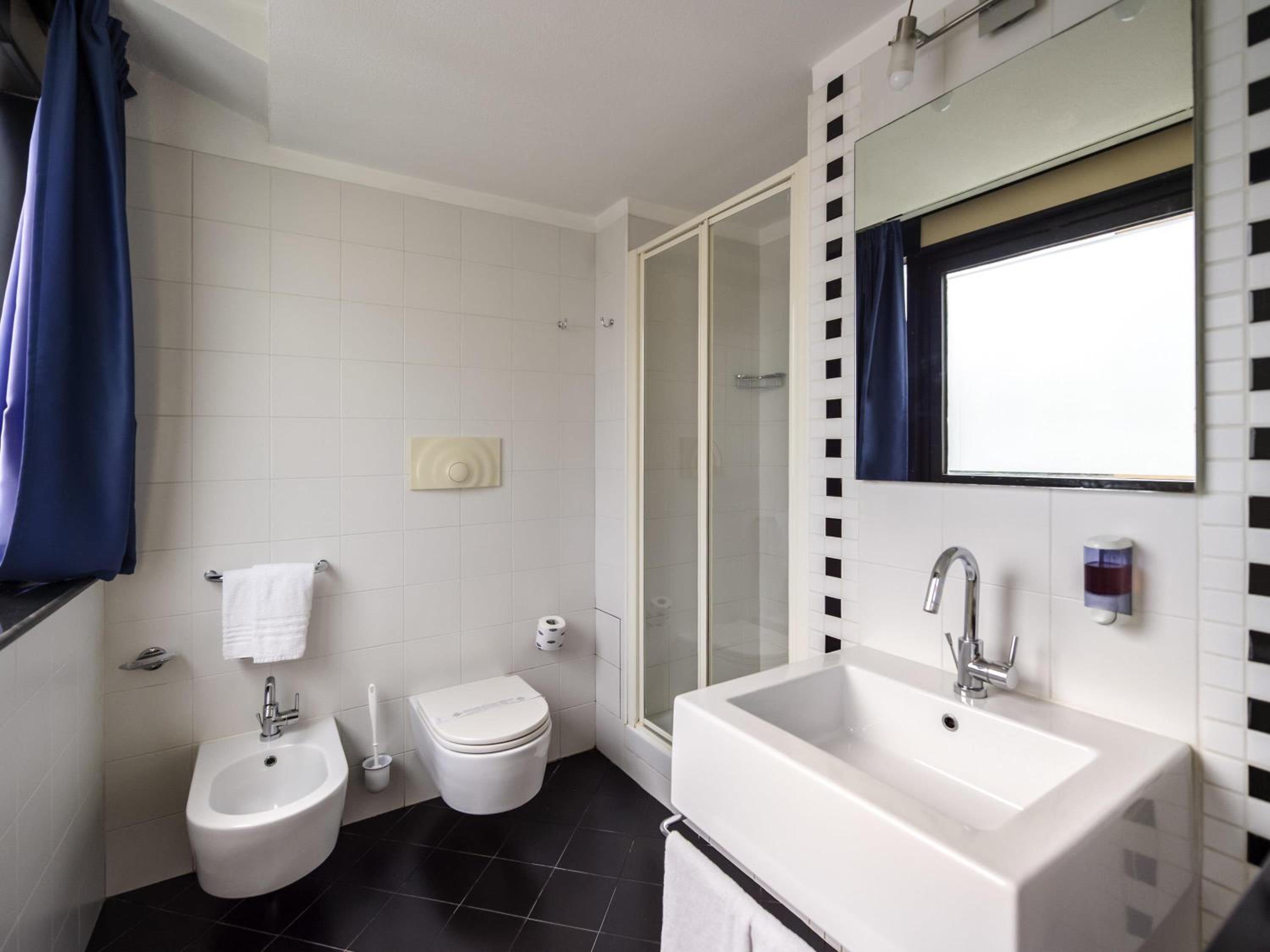 Standard Double Room Single Use - Photo 1