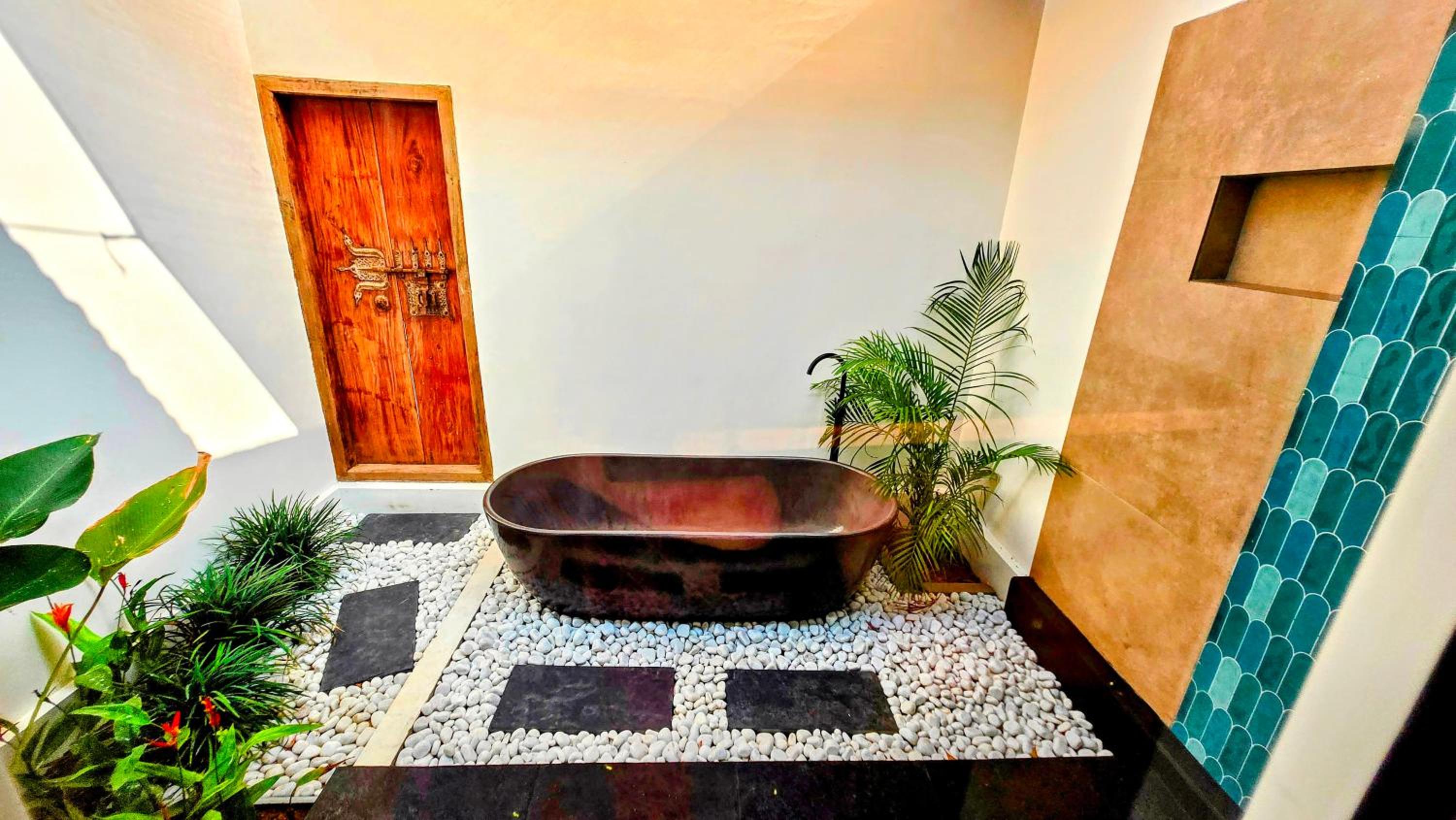 Garden View Room with Bathtub and Patio