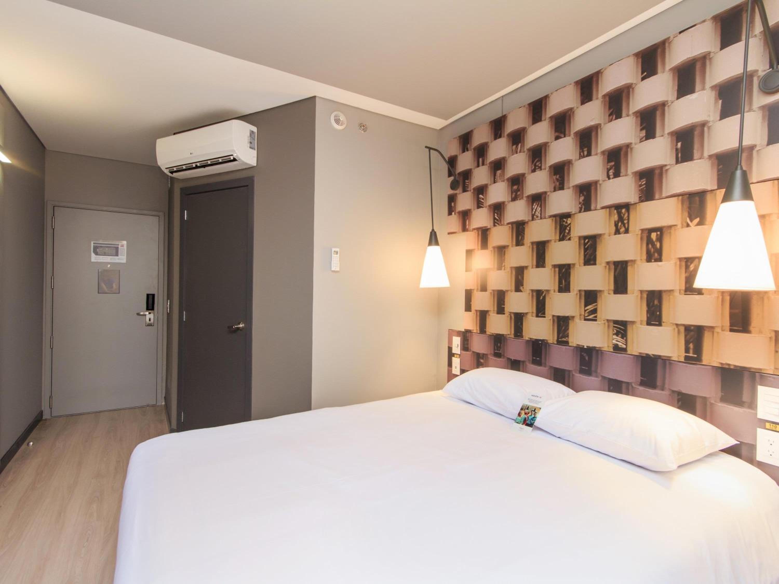 Standard Adapted Room with double bed