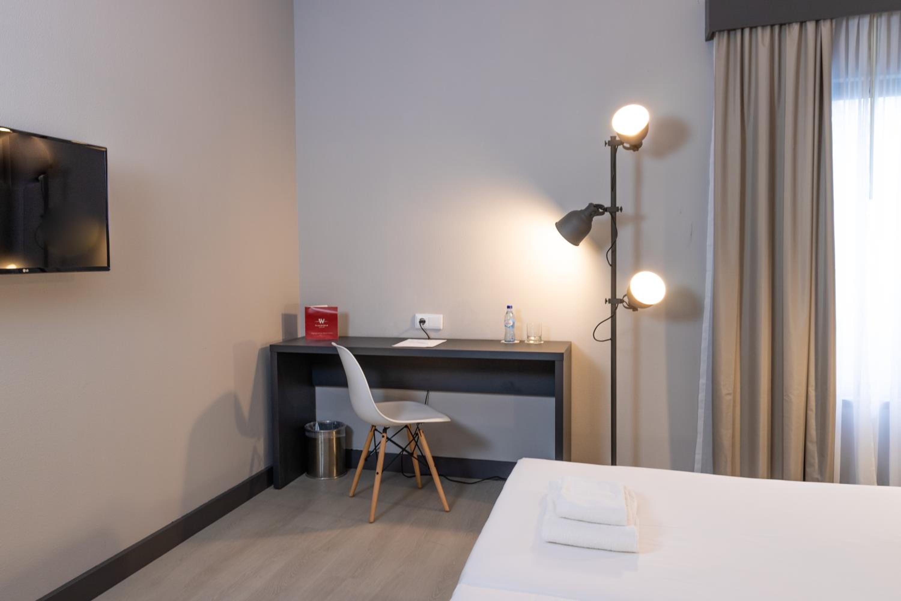 Superior Double Room - Photo 4