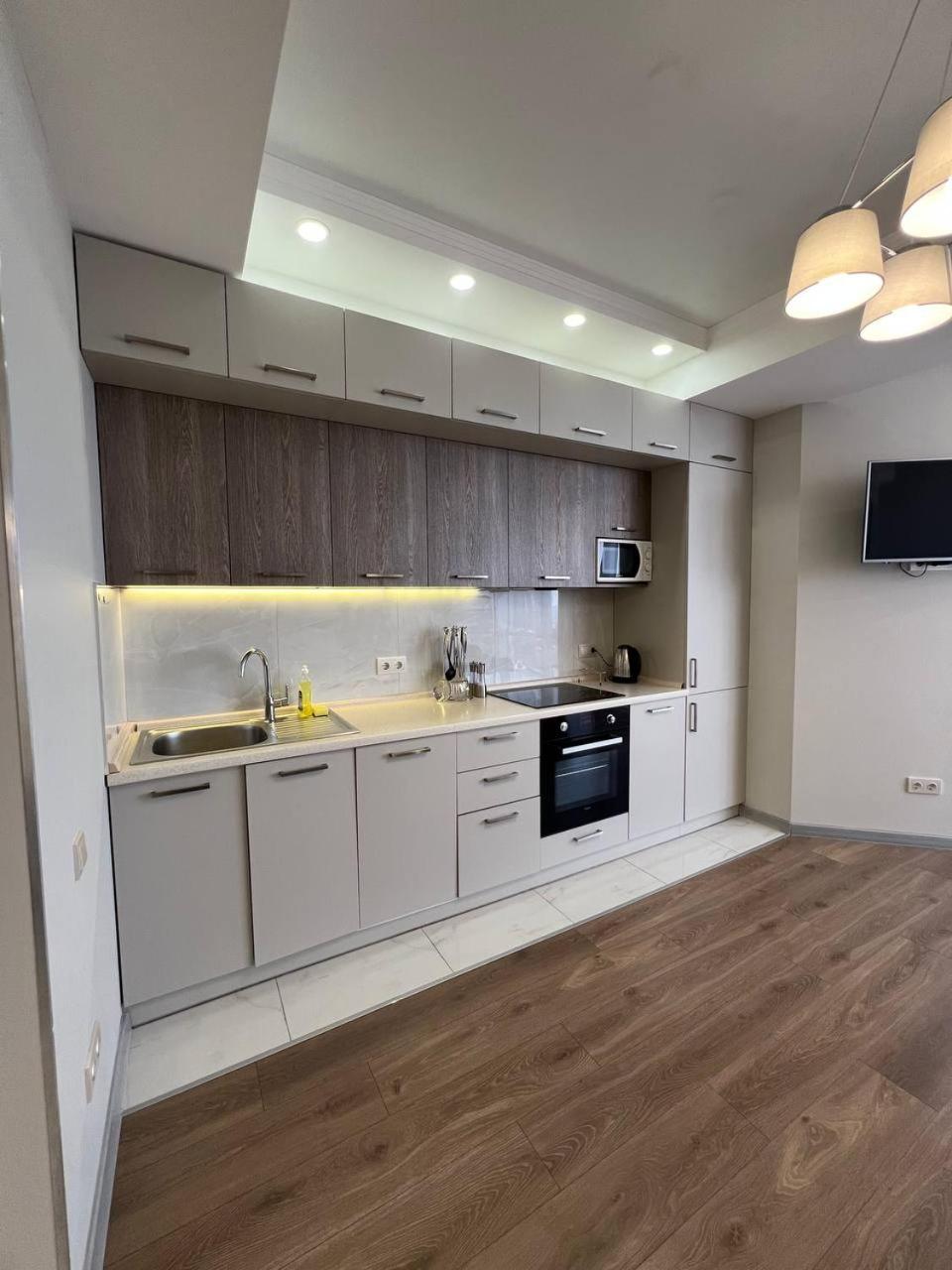 One-Bedroom Apartment with Sea View