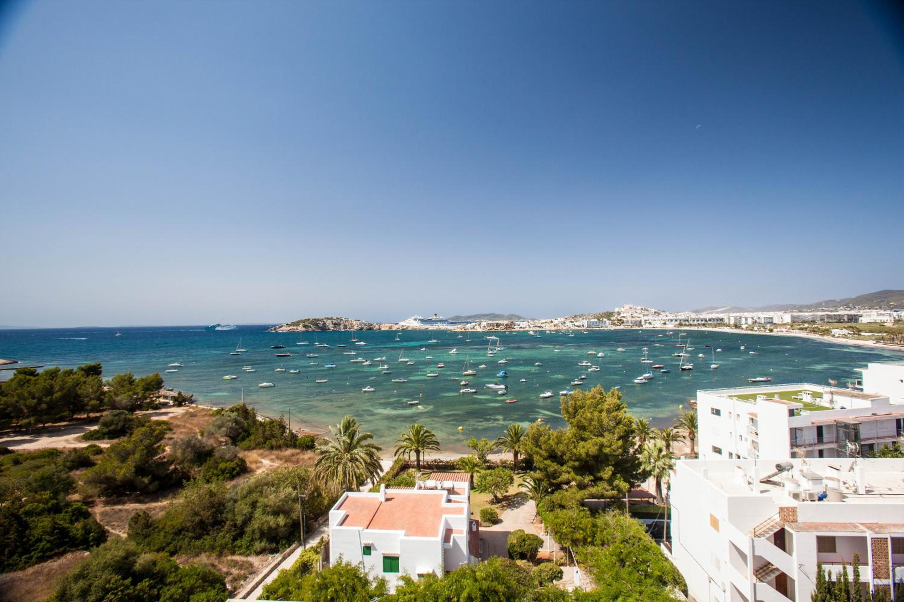 Habitación Doble Deluxe con Vista al Mar Habitación Doble Deluxe con Vista al Mar