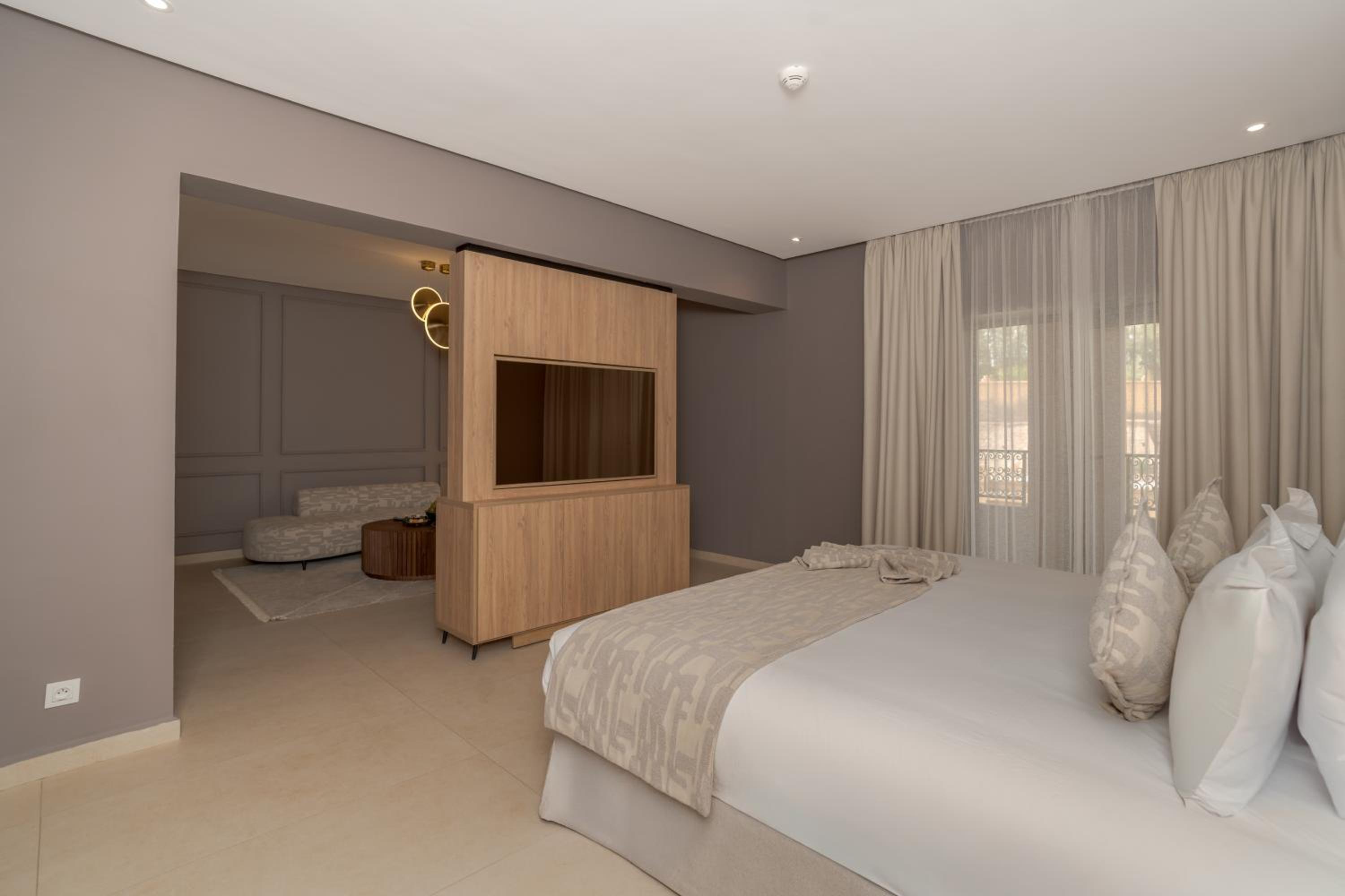 Junior Suite with Pool View