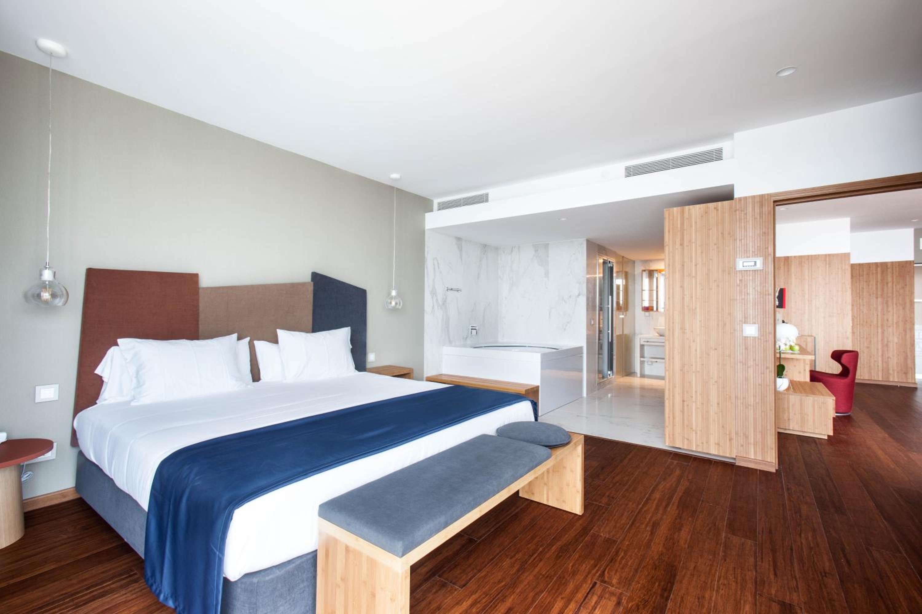 Apartamento Dúplex Suite con Piscina Privada.