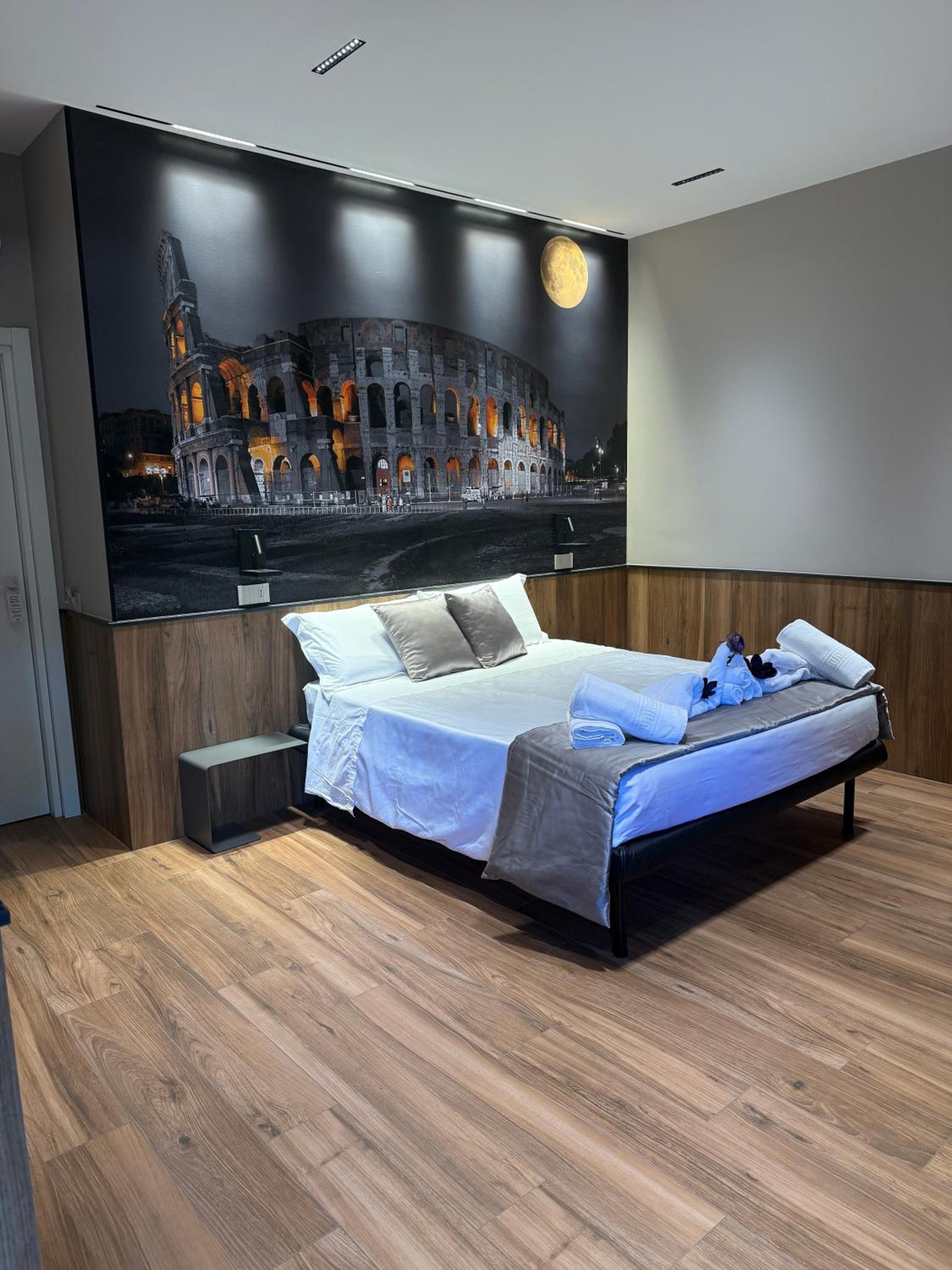 King Room with Spa Bath photo 2