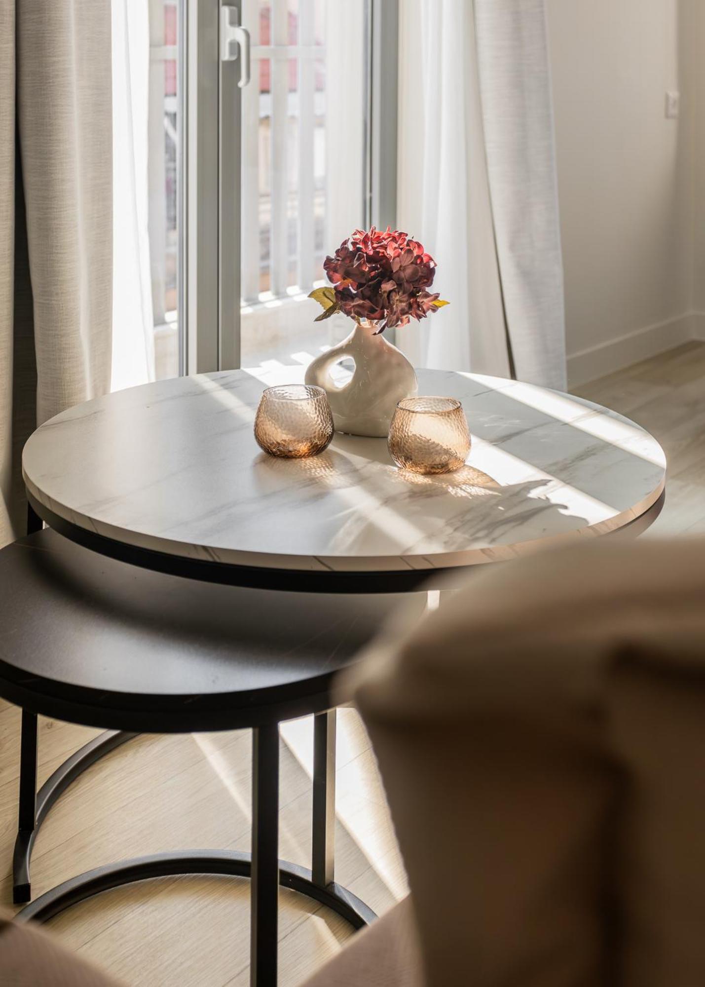 Studio Apartment with Queen Bed