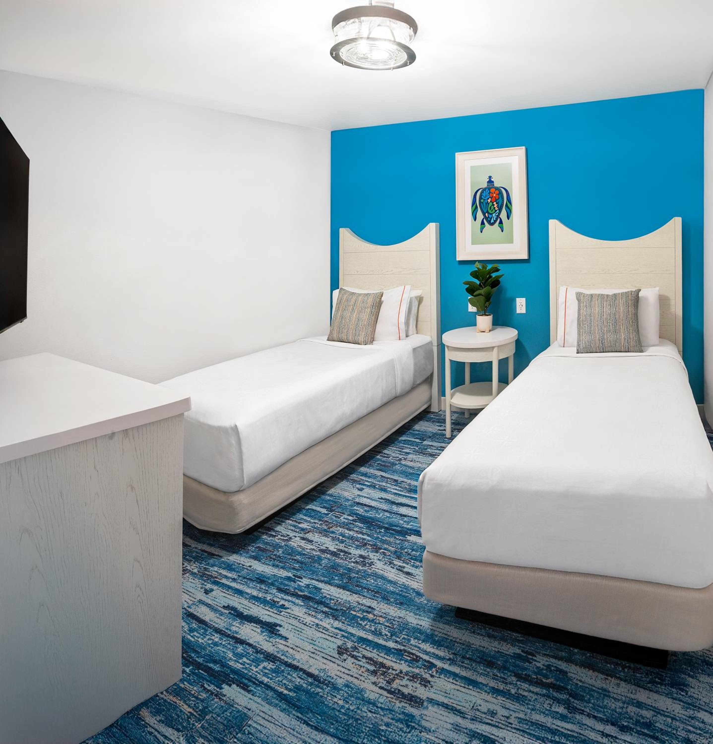Two-Bedroom Queen Family Suite - Photo 3