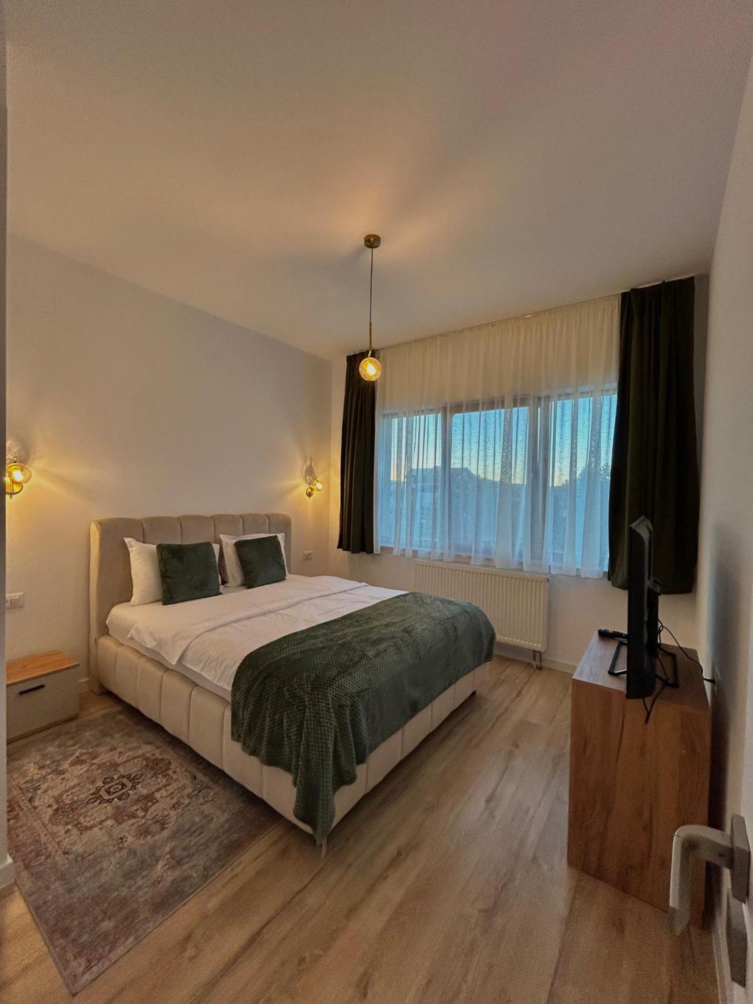 Apartment with View and Balcony photo 2