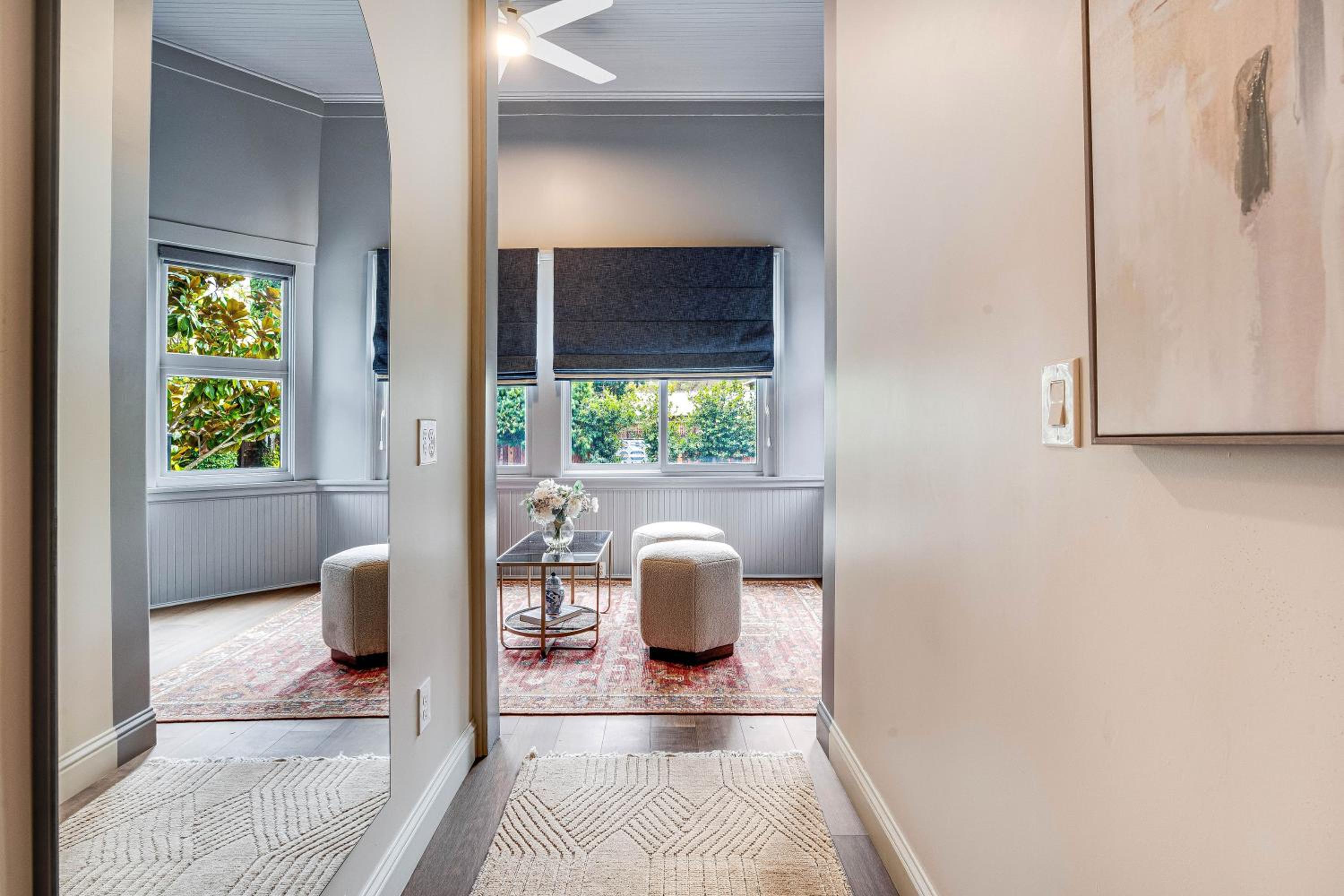 King Suite with Pool View photo 3