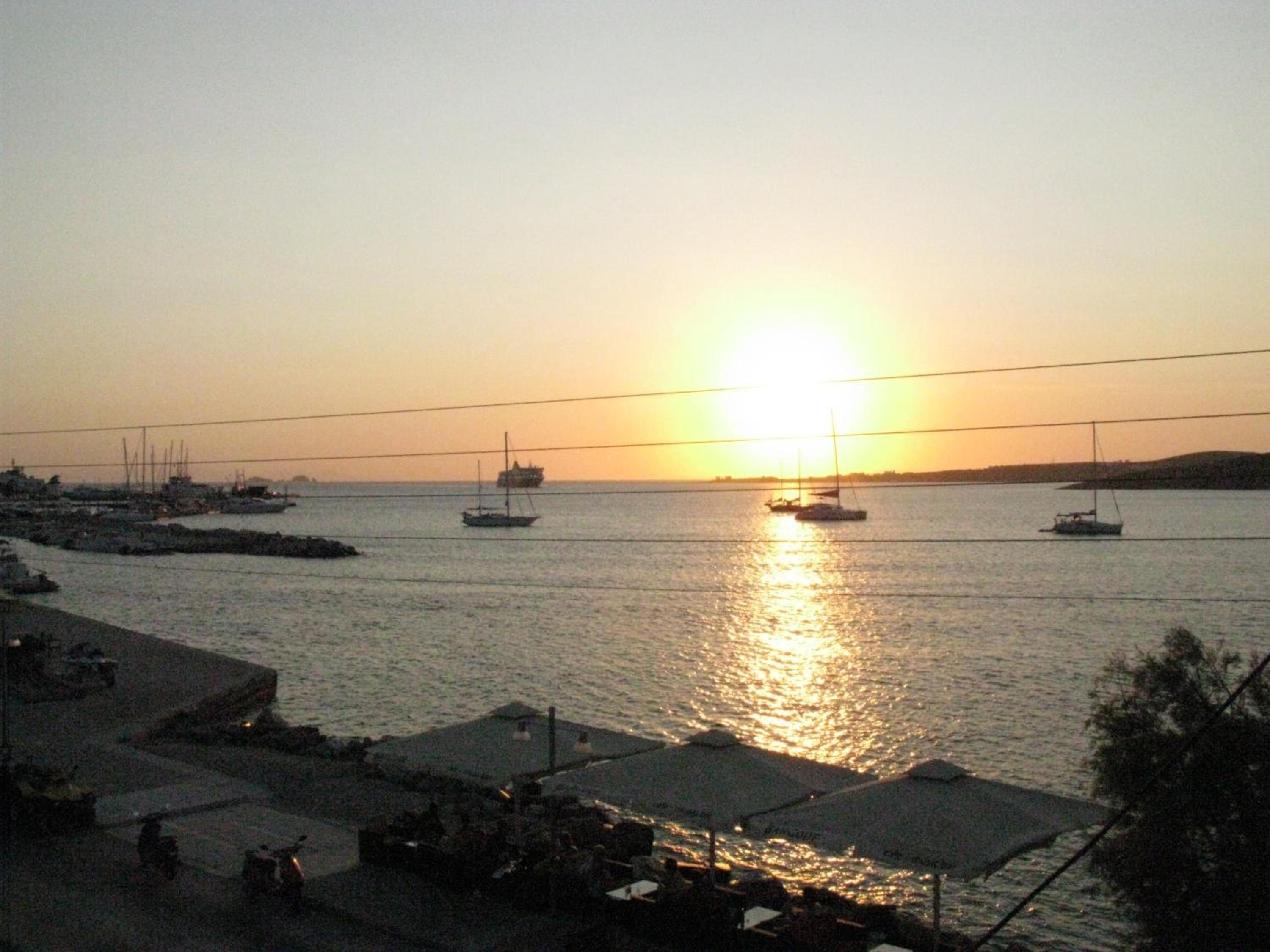 Studio with Panoramic Sea View (3 Adults) - Photo 11
