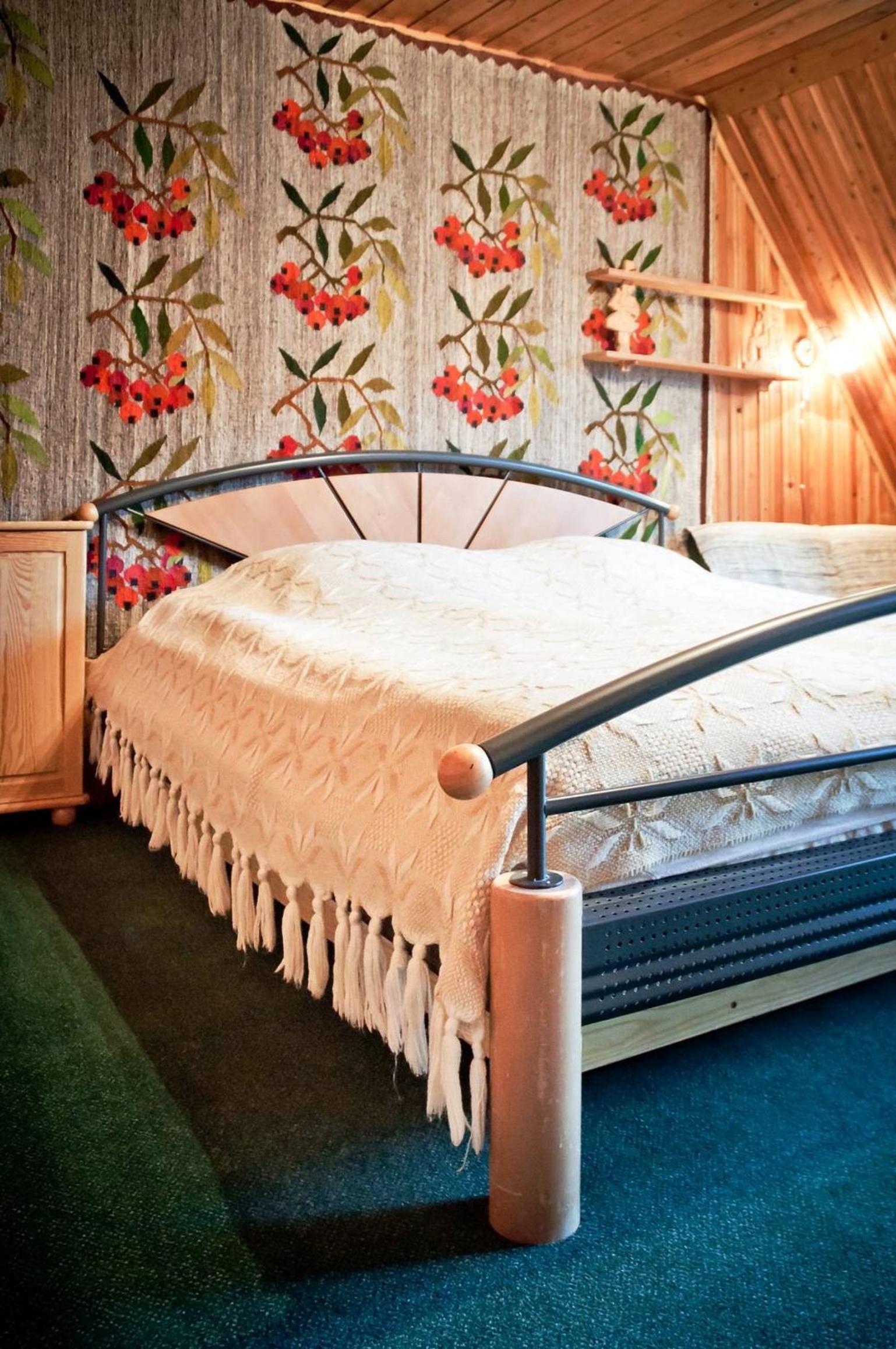 Double Room with Balcony - Photo 11