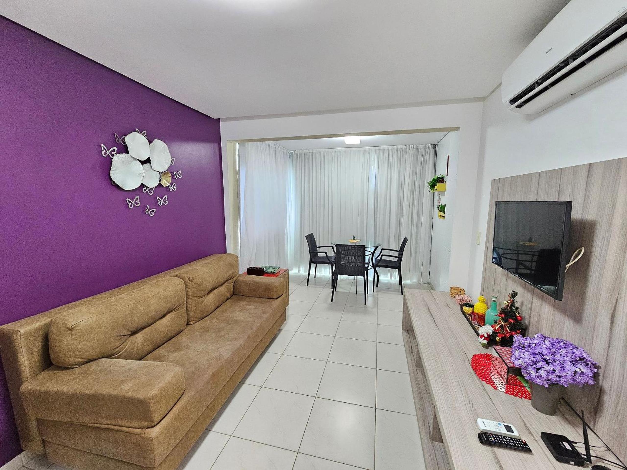 Apartment photo 2