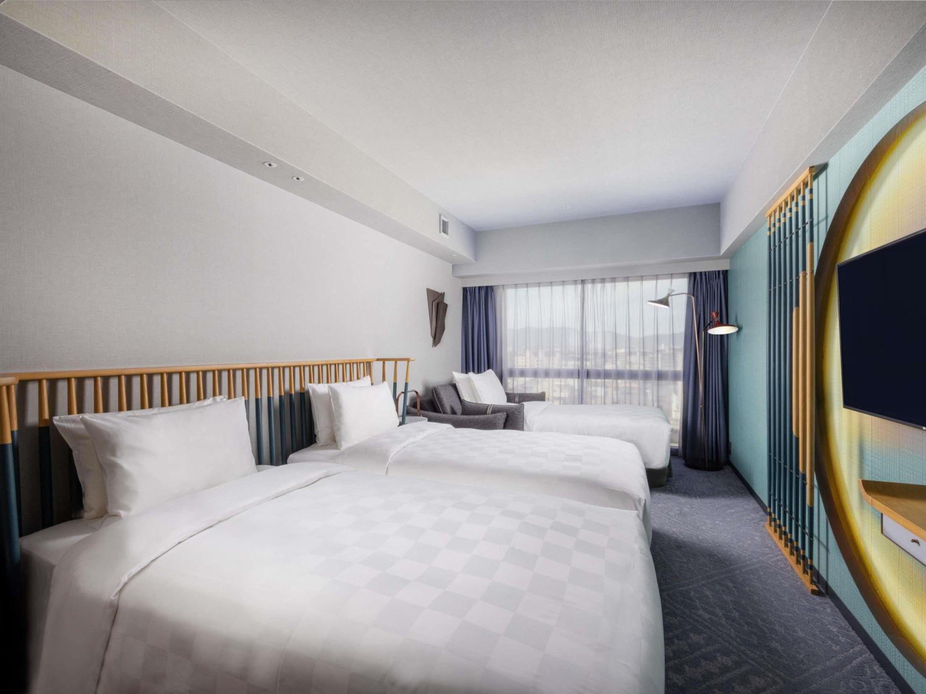 Privilege Room with Two Twin Beds and Sofa - Non Smoking - Photo 7