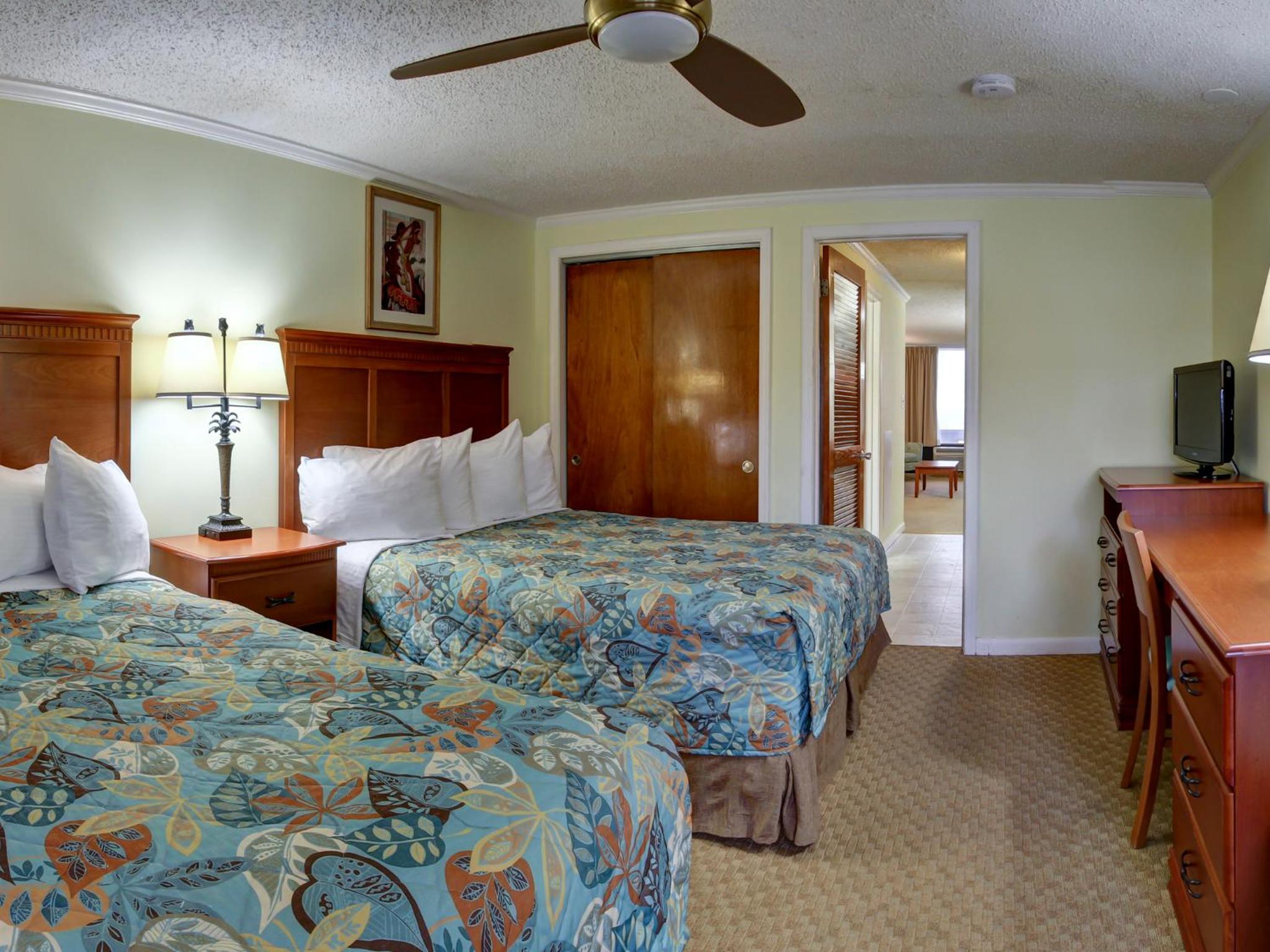One-Bedroom Suite with Two Queen Beds - Ground Floor photo 1