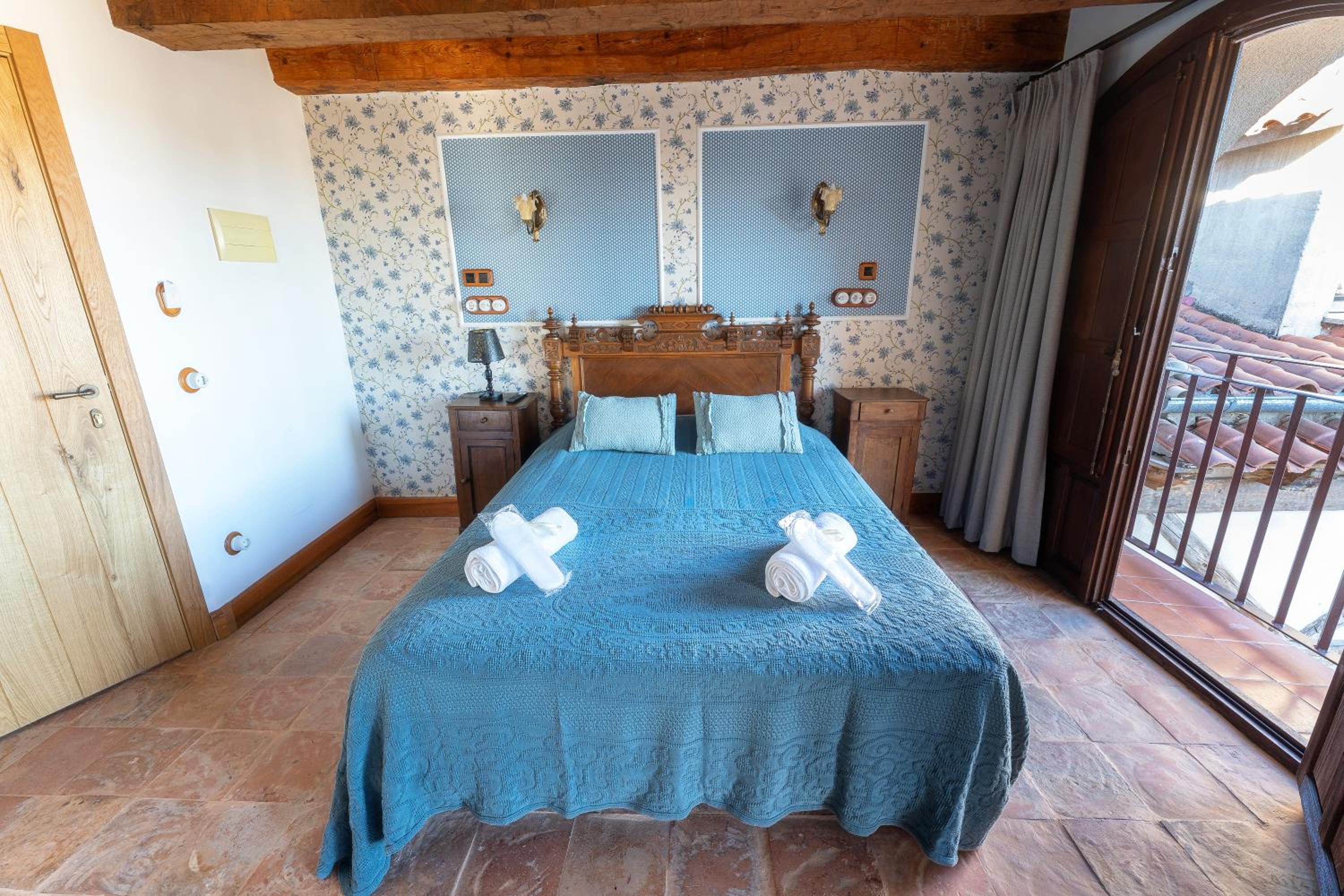Superior Double or Twin Room with City View photo 3