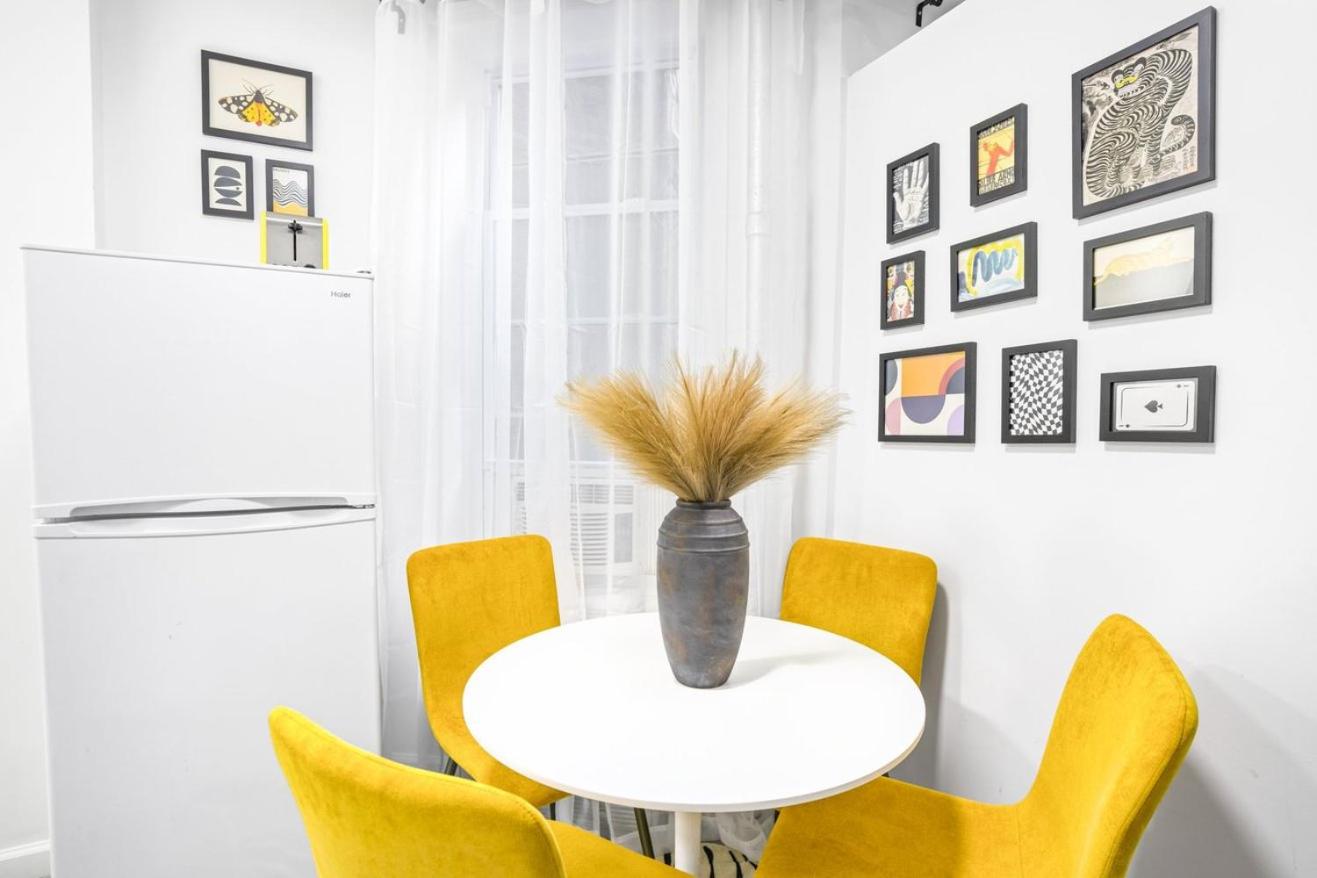 Apartment photo 1