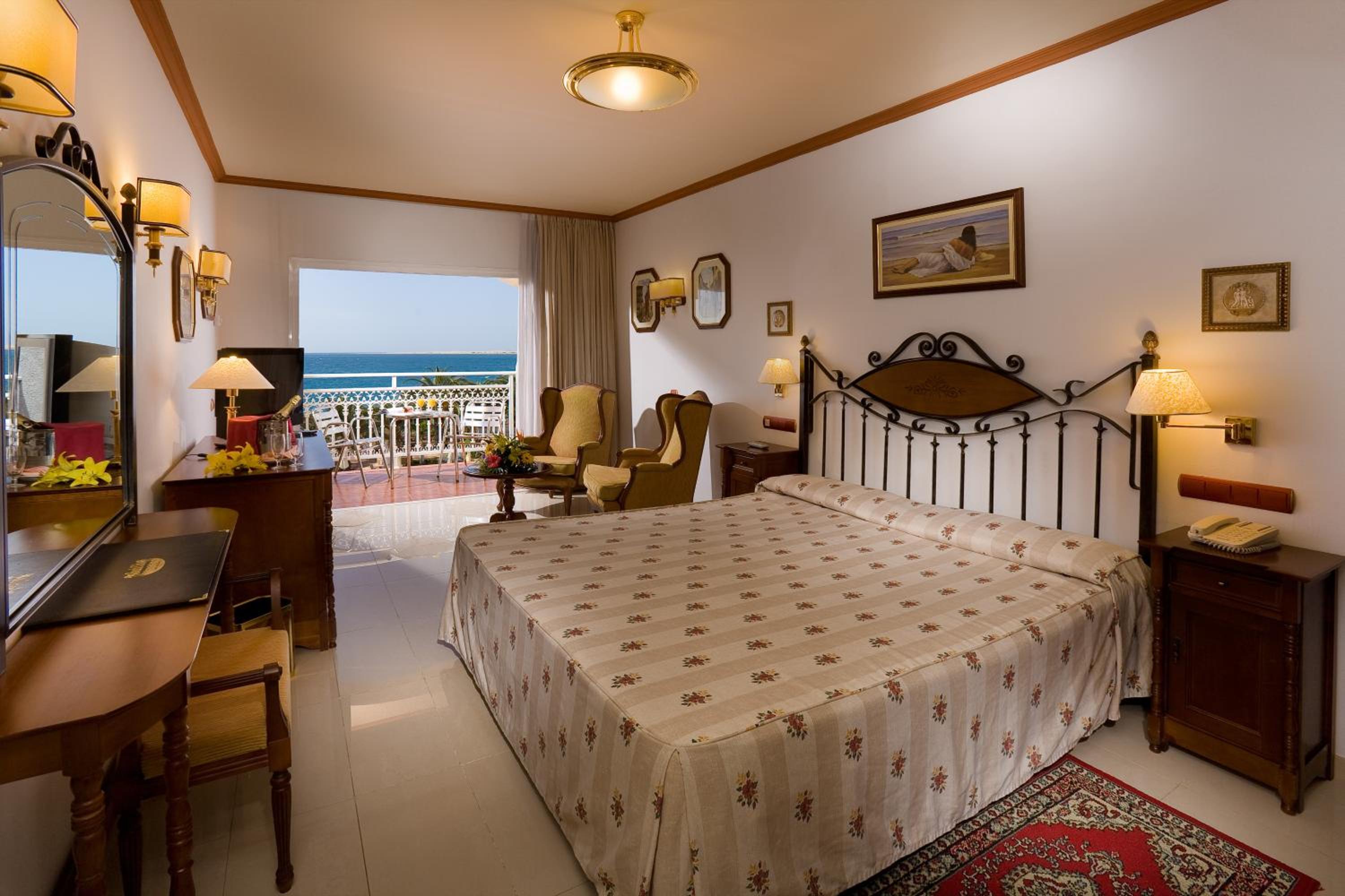 Habitación Doble o con Dos Camas con Vista al Mar