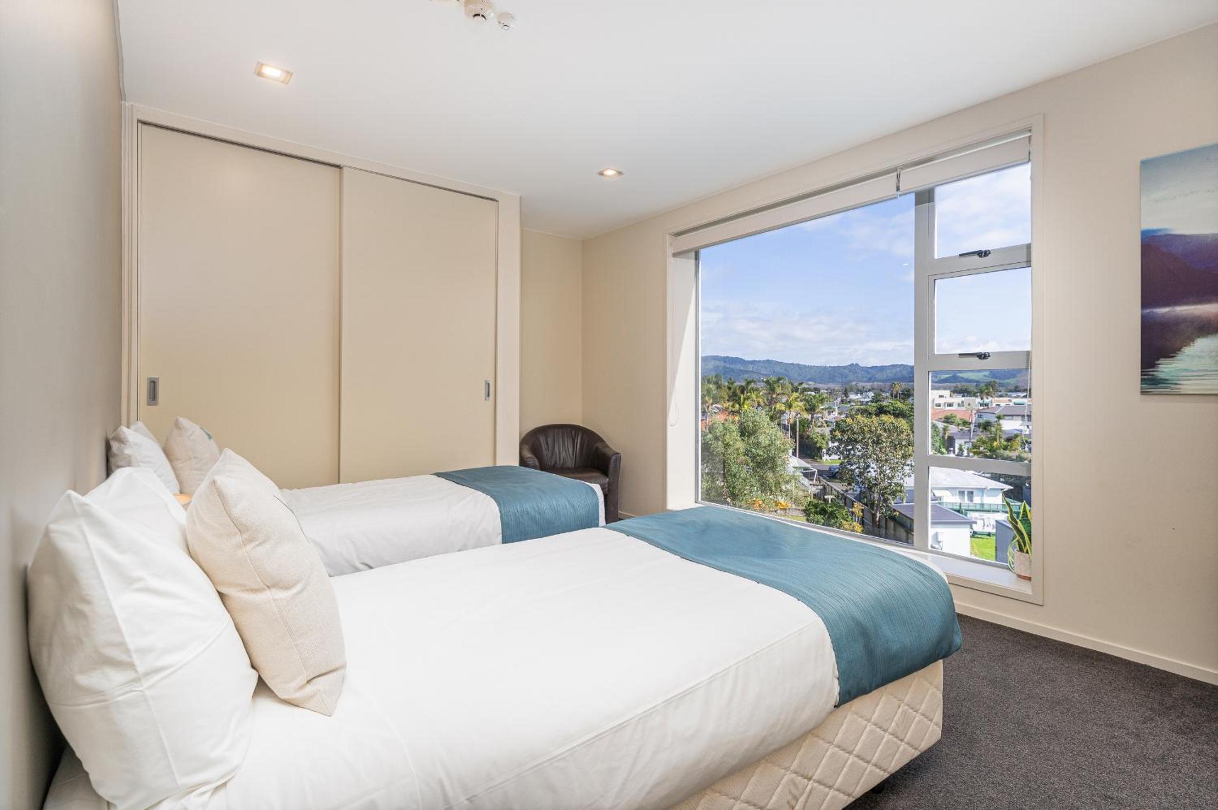 Three-Bedroom Apartment with Ocean View