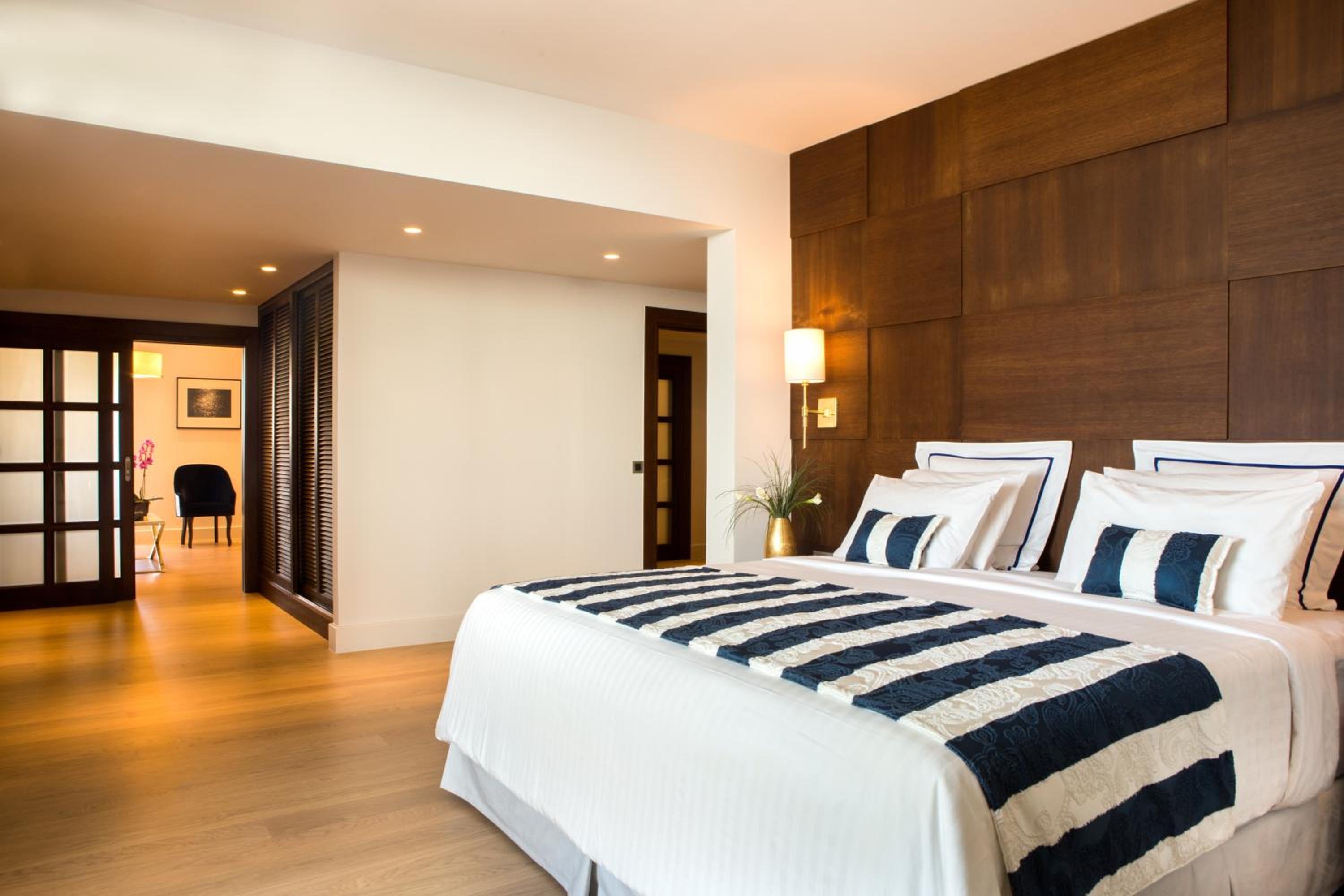 Grand Suite Harbor View