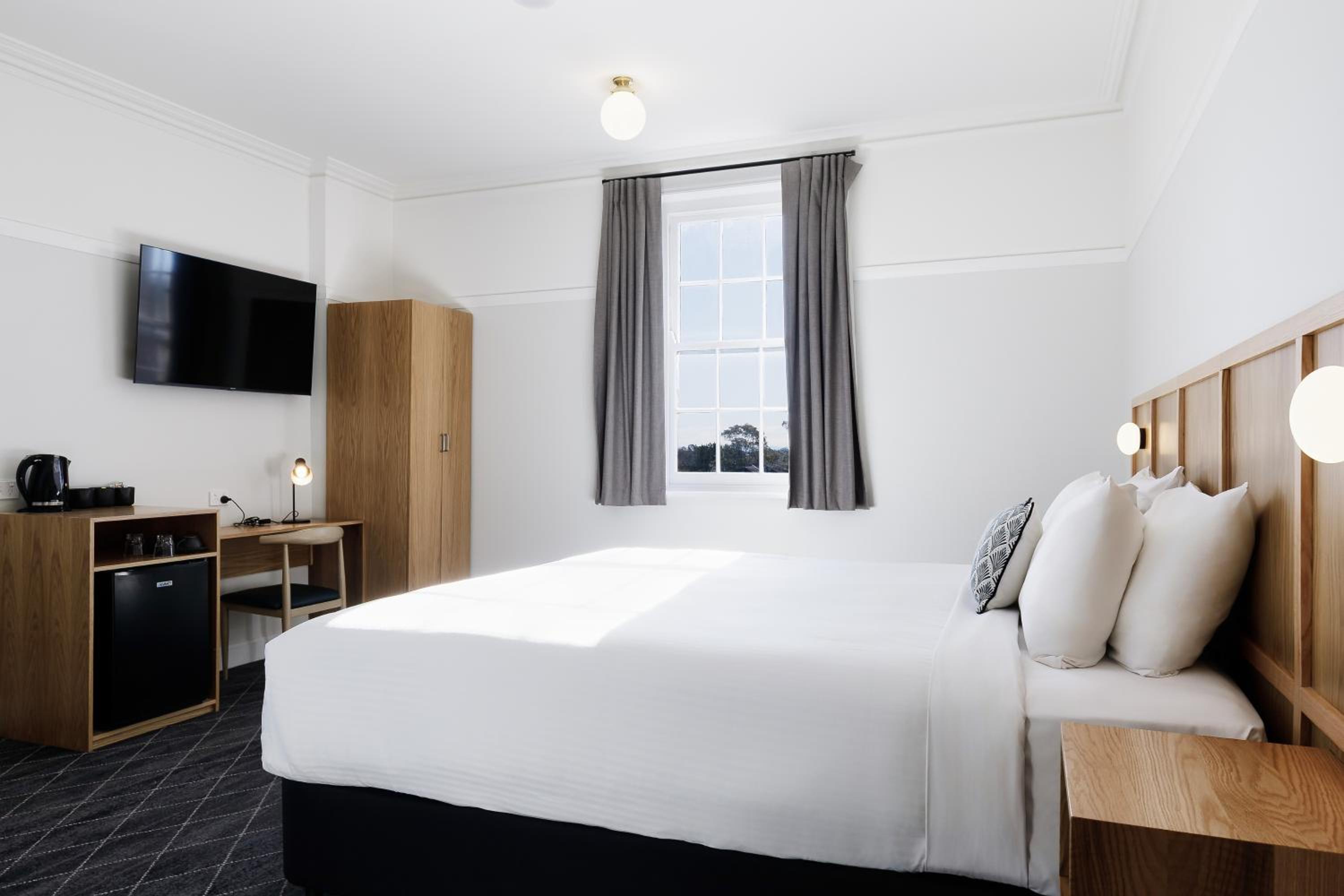 King Room - Disability Access photo 3