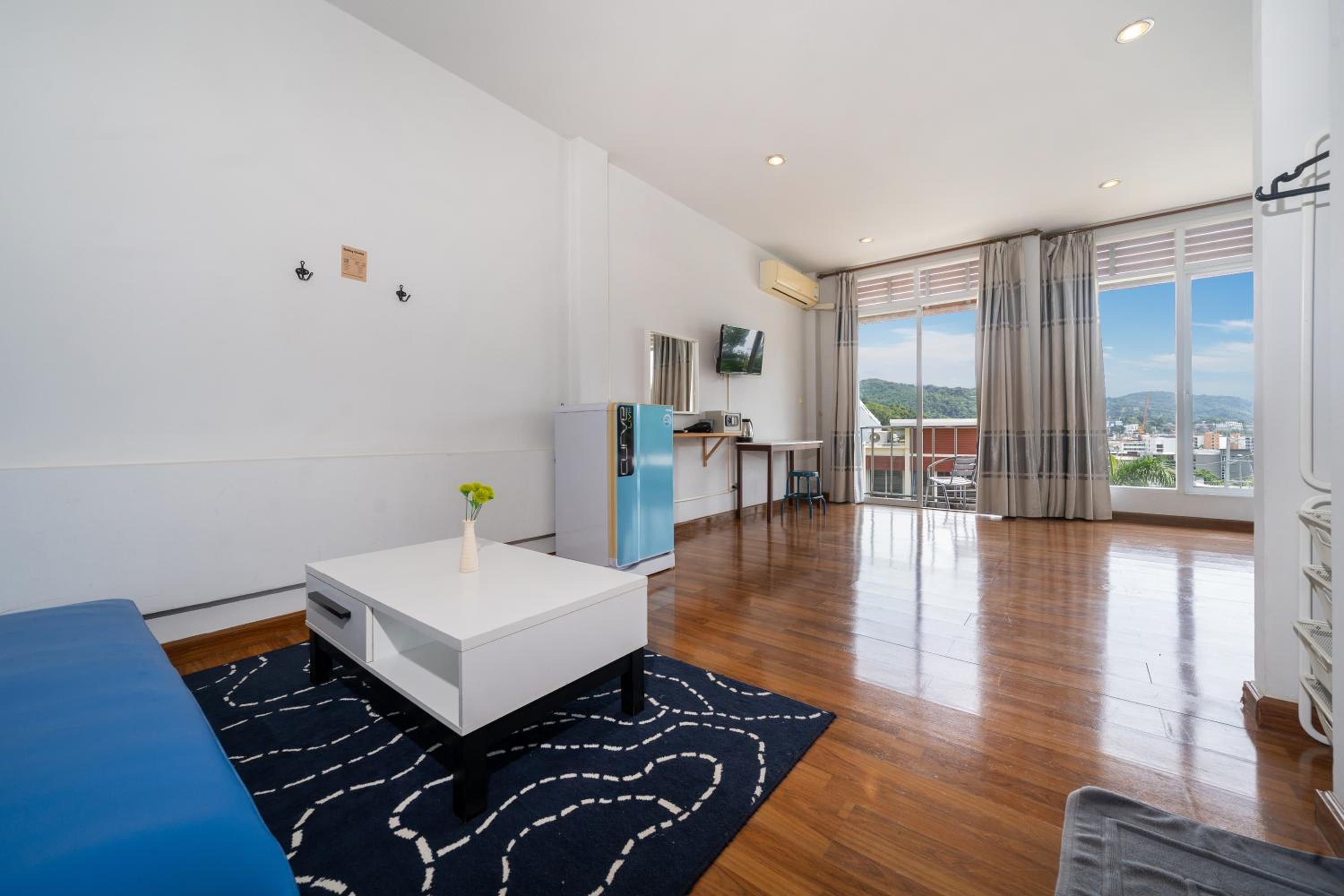 Deluxe Triple Room photo 2