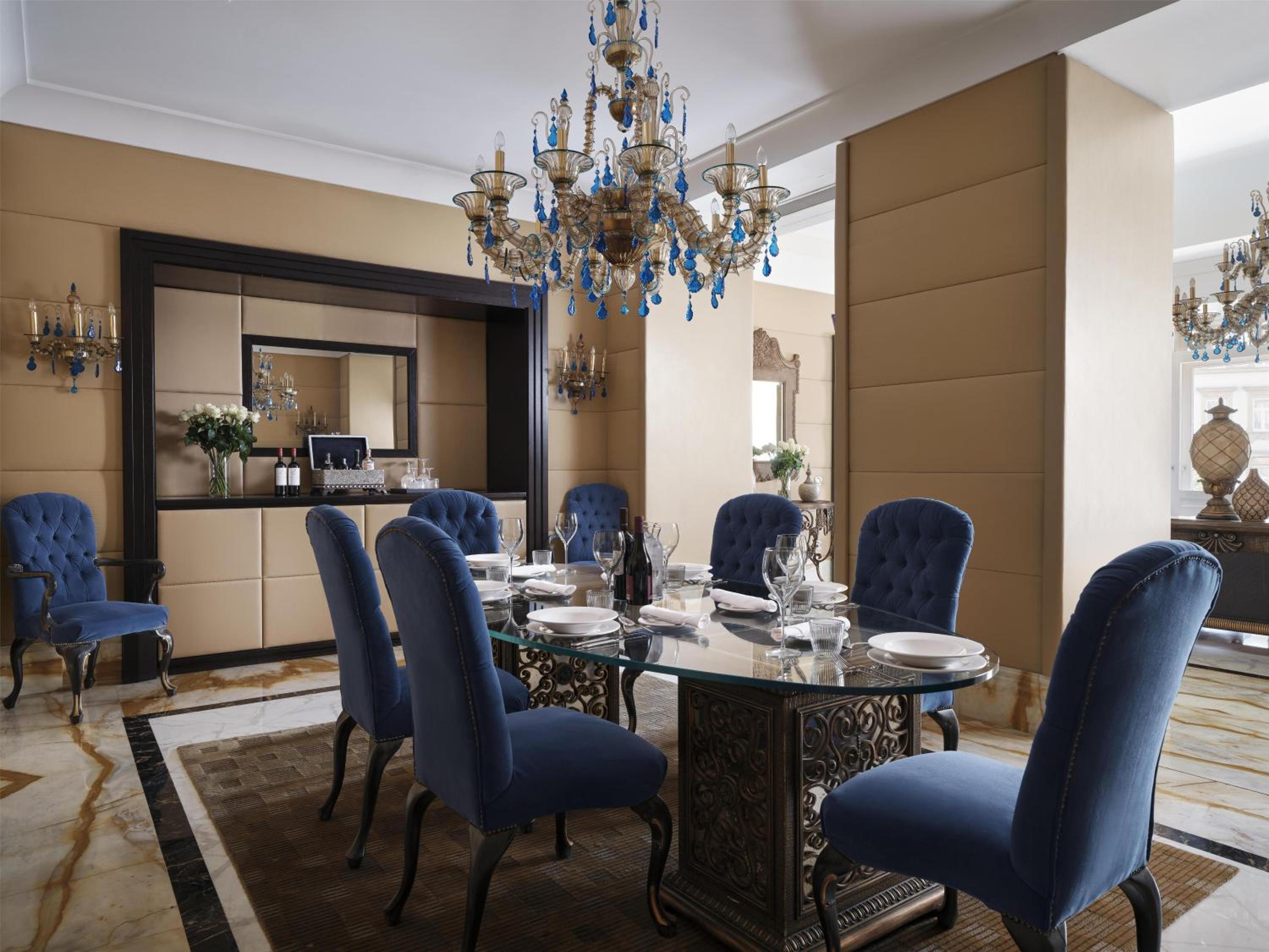 Sapphire Presidential Suite