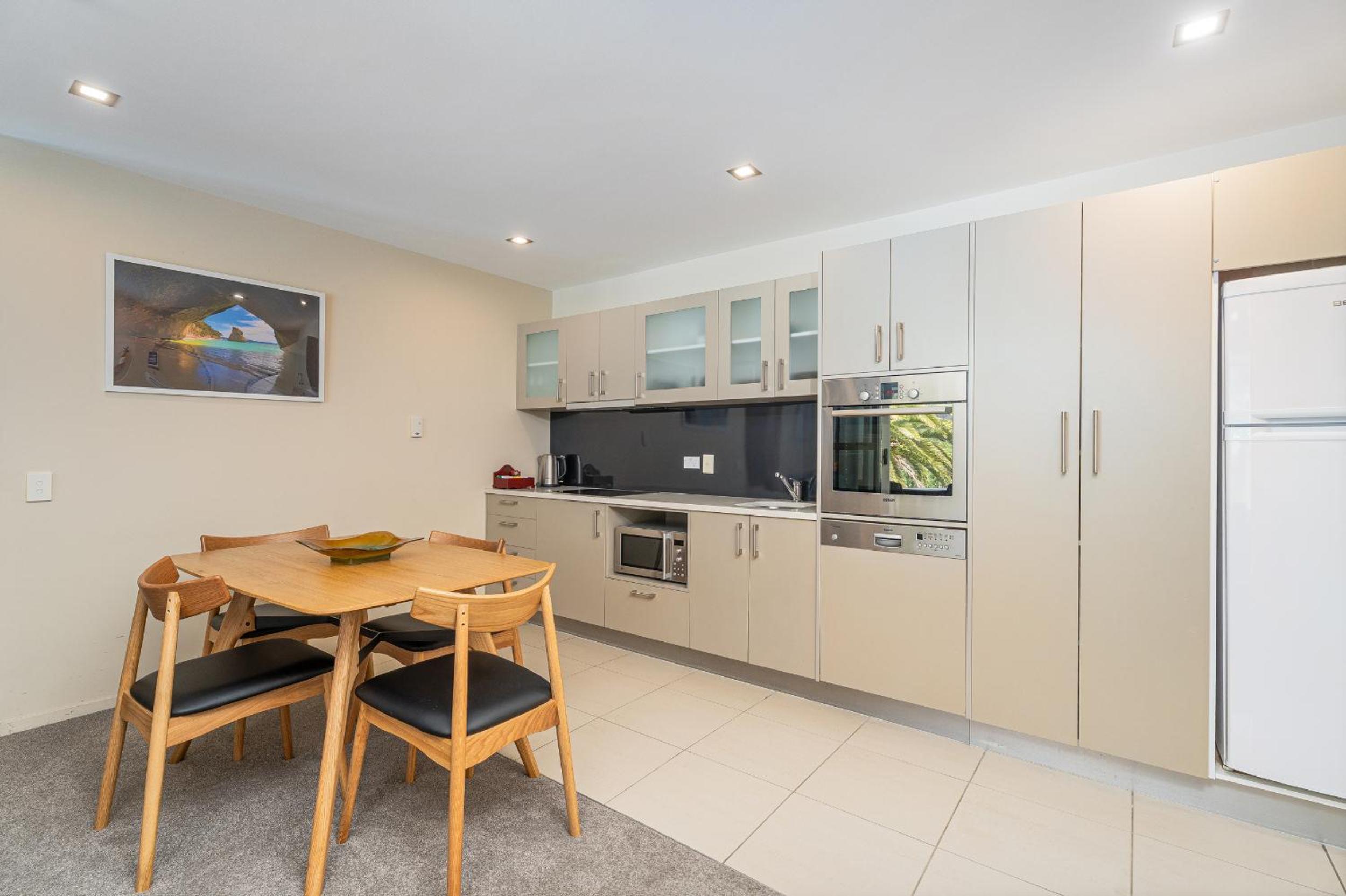 One-Bedroom Apartment with River View photo 3
