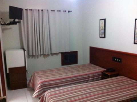 Twin Room - Photo 3
